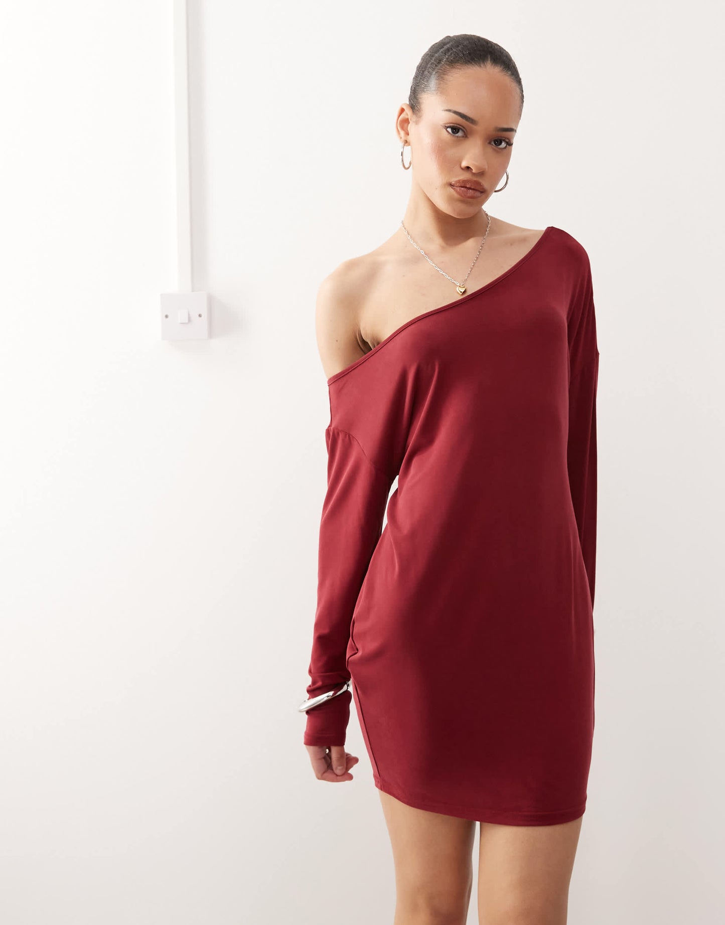 Motel shelisa slouchy mini dress in deep red