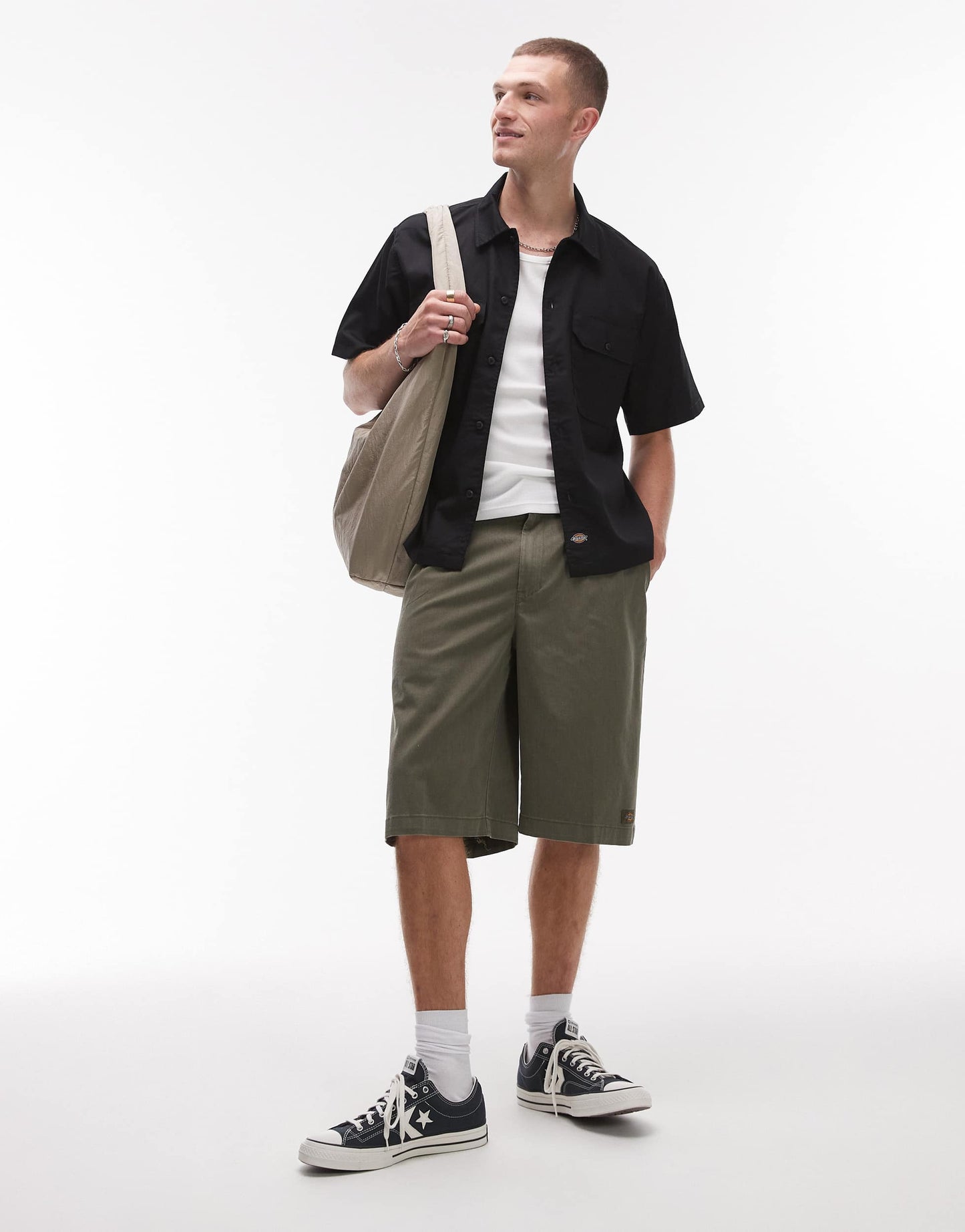 Dickies unionville 13 inch pleated work short in khaki green