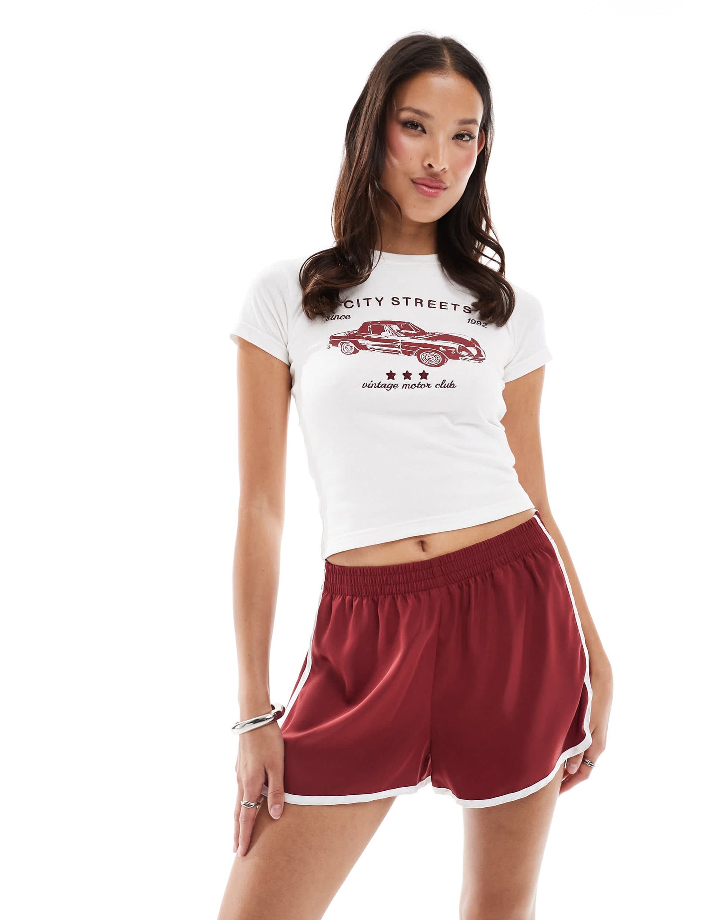 ONLY contrast piping satin shorts in burgundy