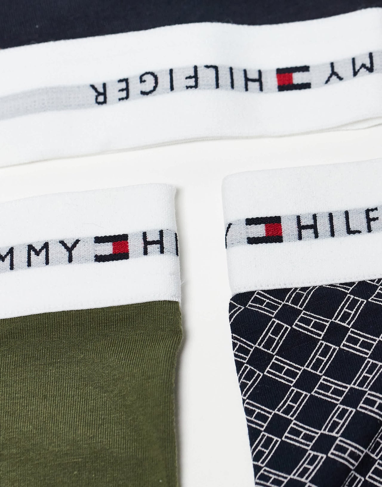 Tommy Hilfiger 3 pack trunks in navy, khaki and geo print