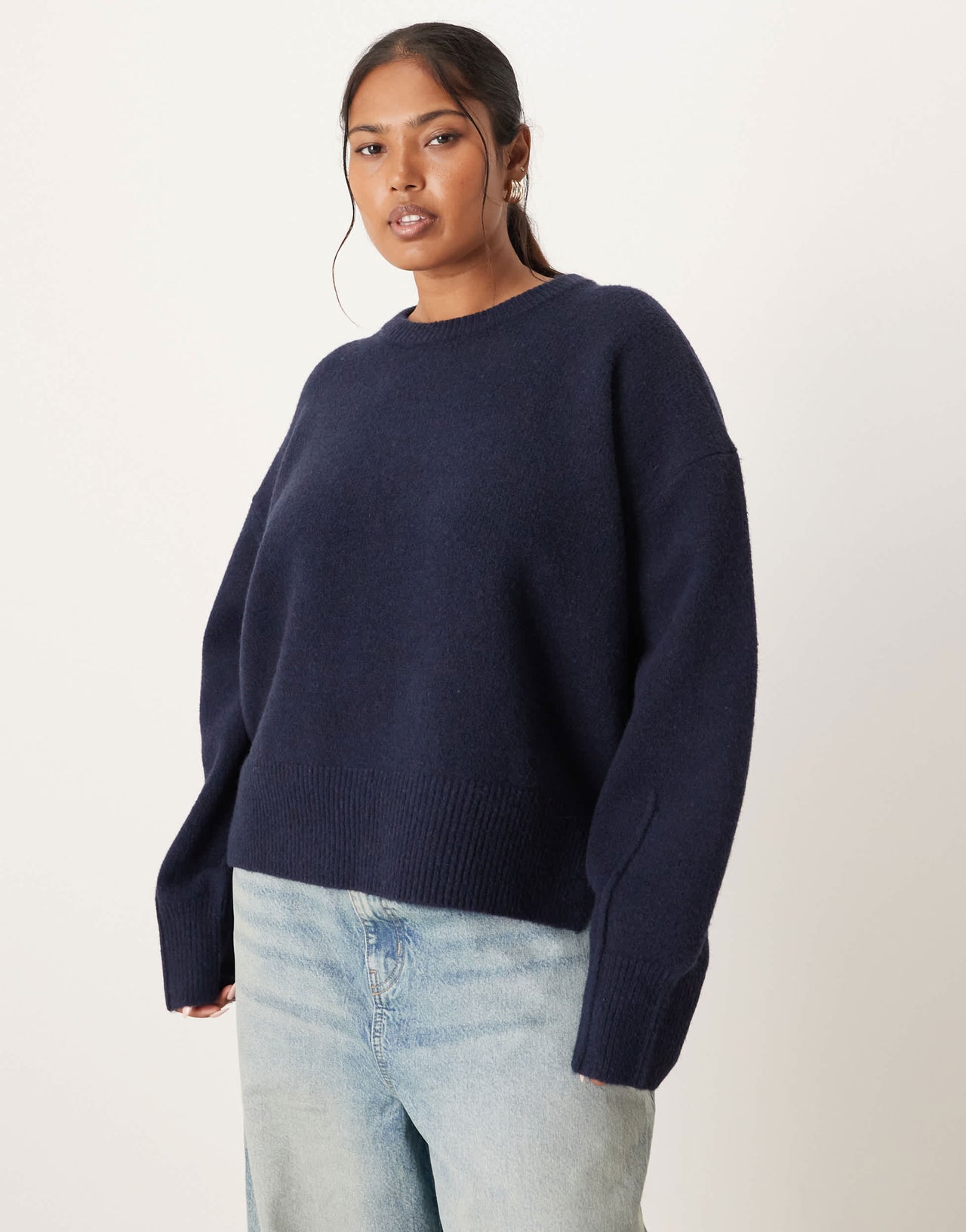 ASOS DESIGN Curve boxy crew neck jumper with side split detail in navy