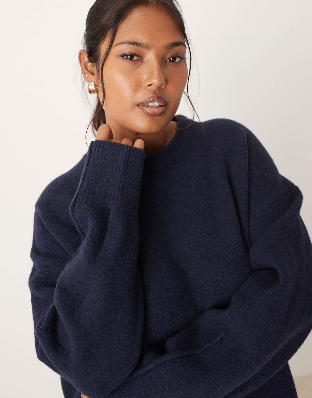 ASOS DESIGN Curve boxy crew neck jumper with side split detail in navy
