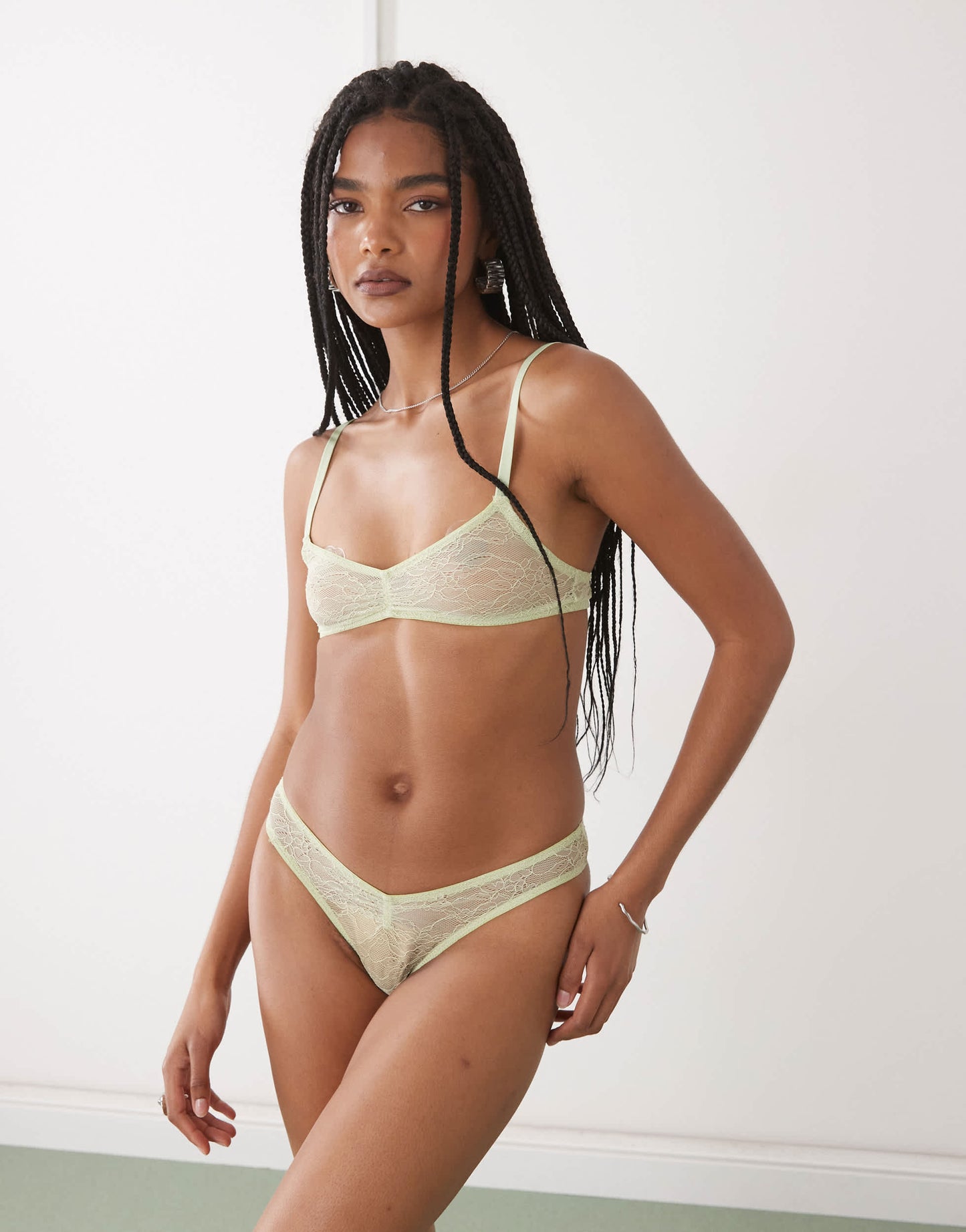 Motel lengkai soft lace bra in light green