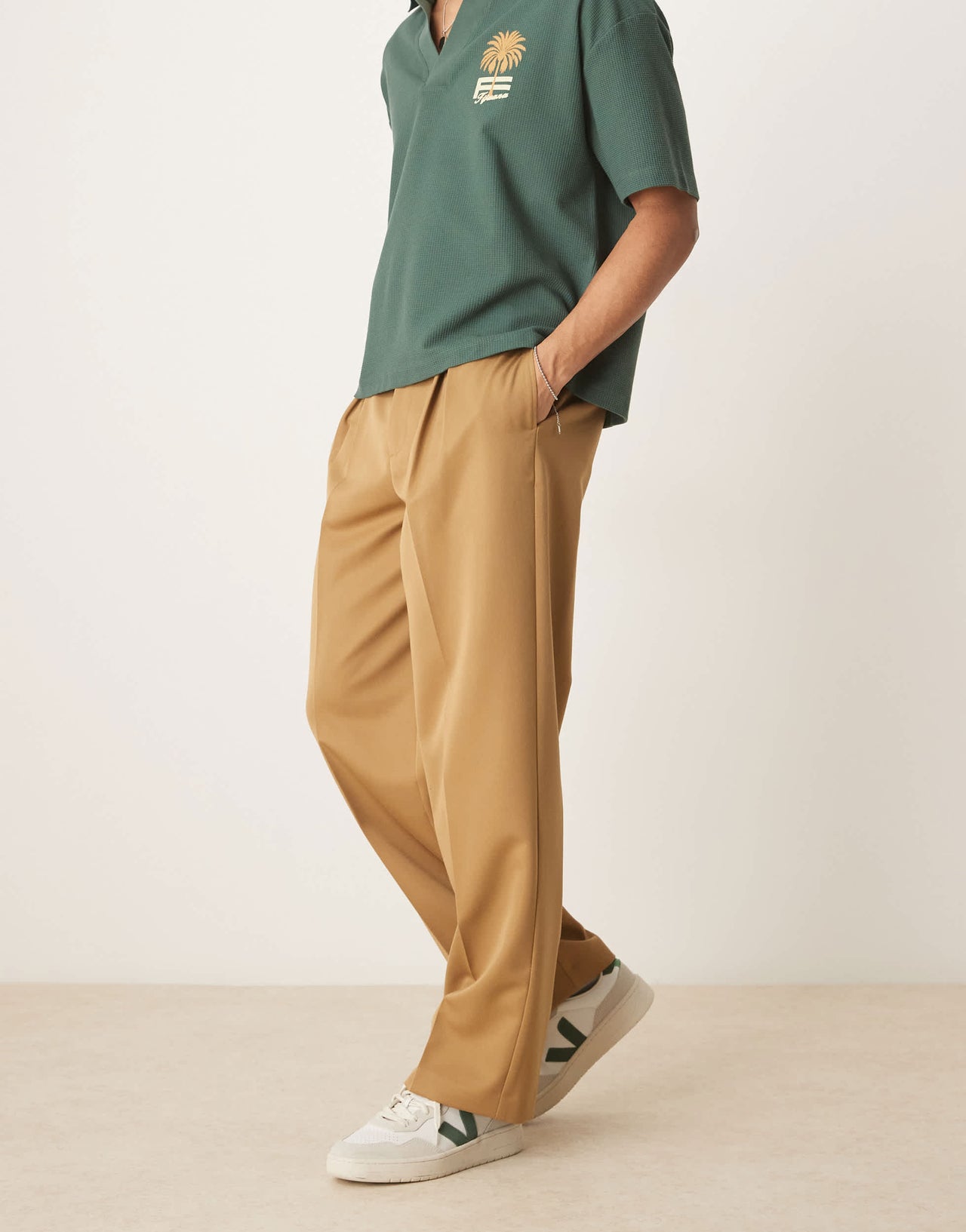 ASOS DESIGN smart wide leg trousers with inverted pleats in camel