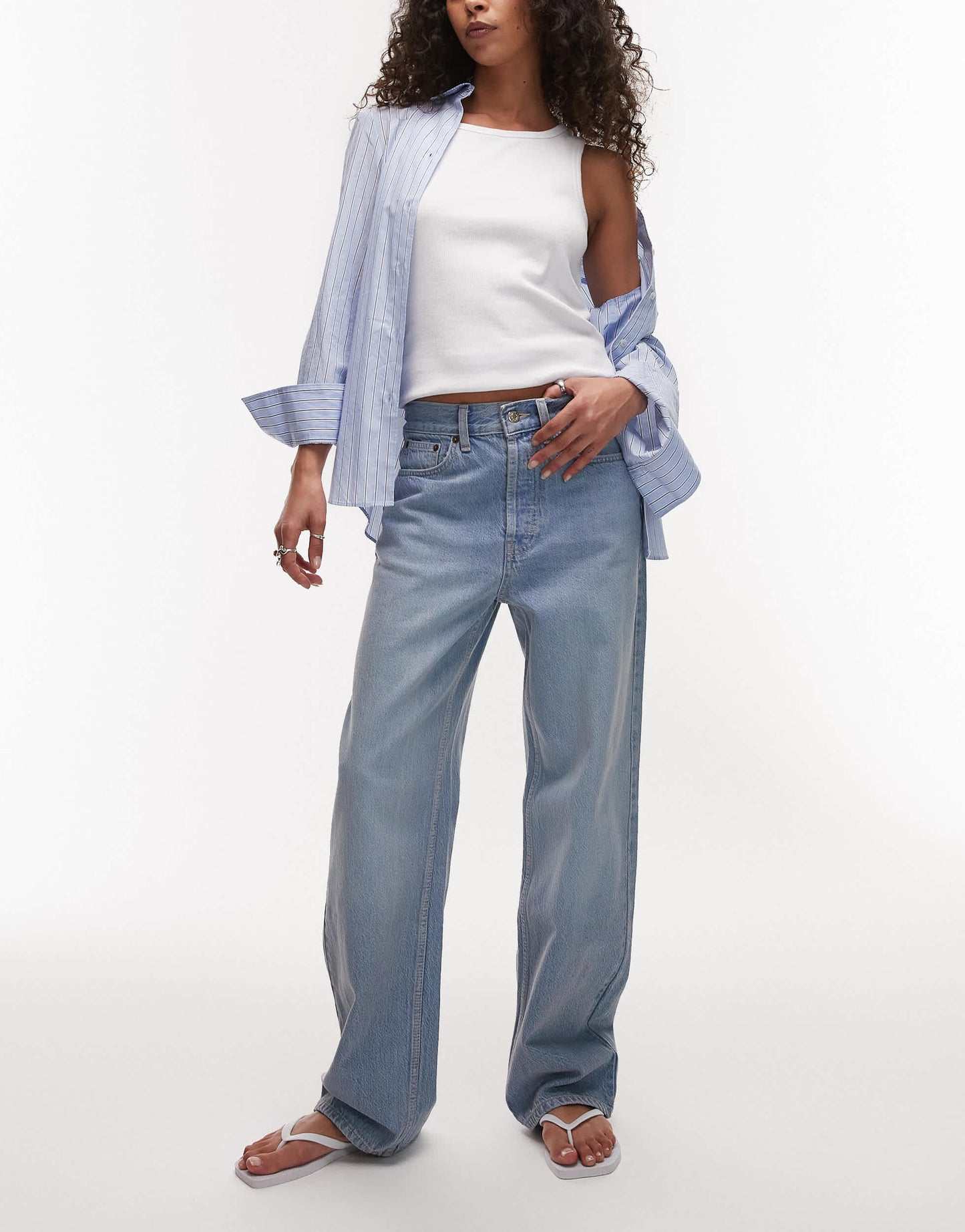 Topshop mid rise loose fit straight jean in bleach