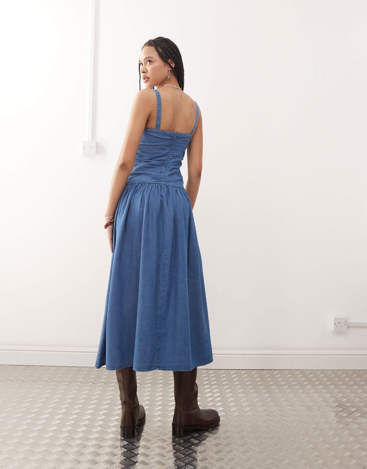 Reclaimed Vintage dropped waist gathered detail midi denim dress in authentic midwash blue - MBLUE