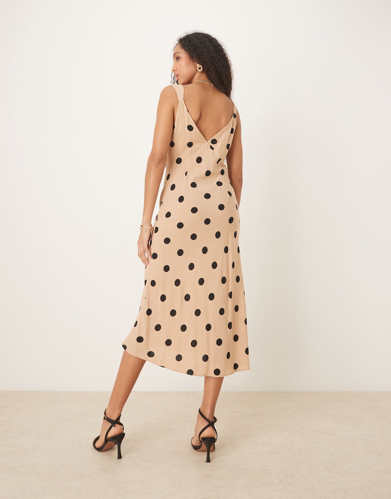 Nobody's Child Jamilia strappy midi dress in tan spot