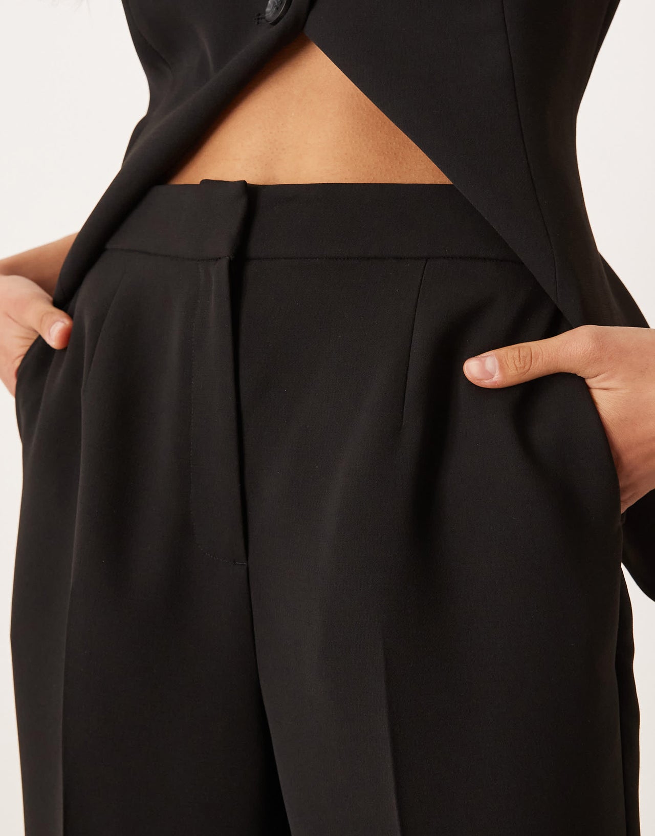 Nobody's Child Etta crop tailored trousers co-ord in black