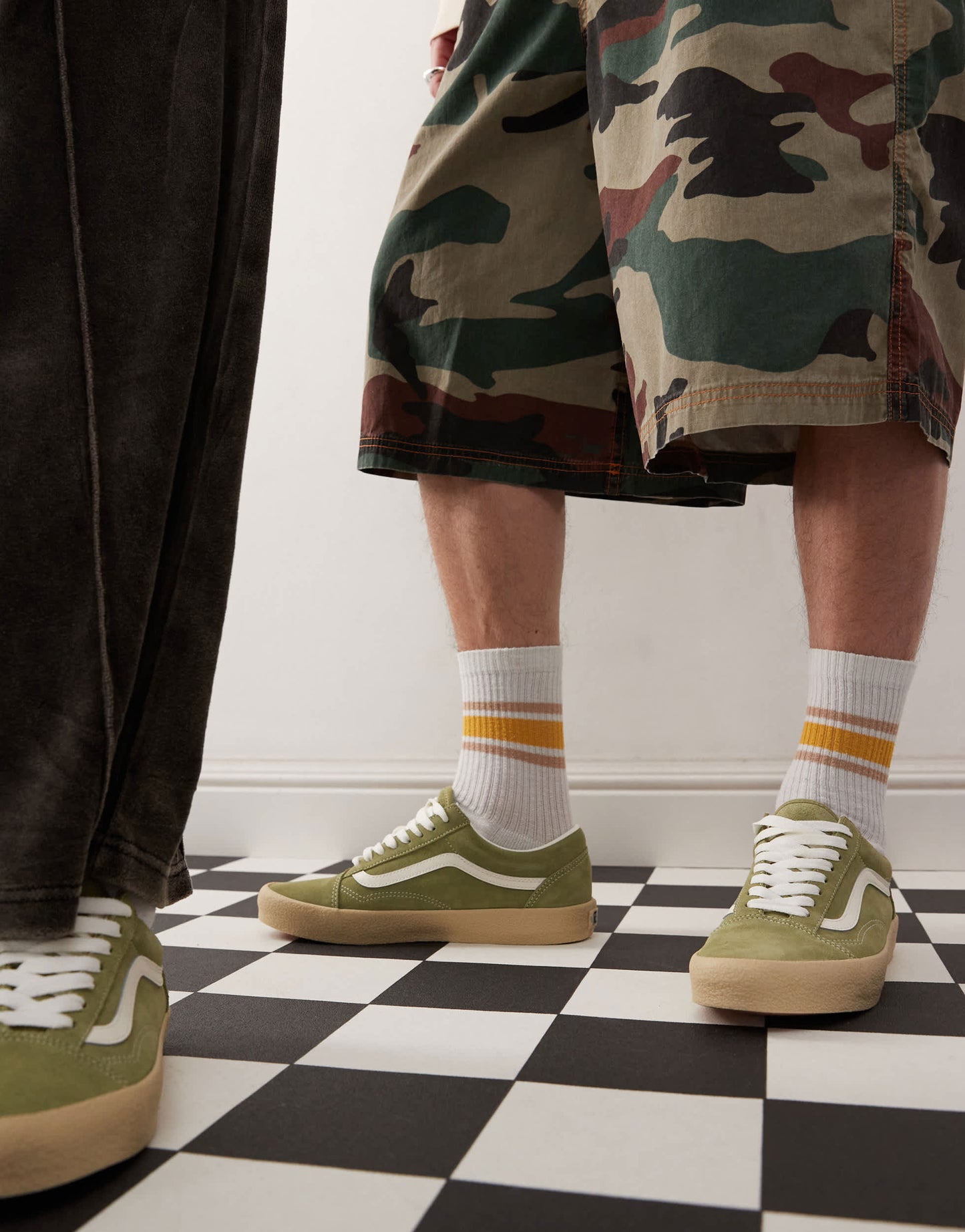 Vans Old Skool trainers with crepe sole in green