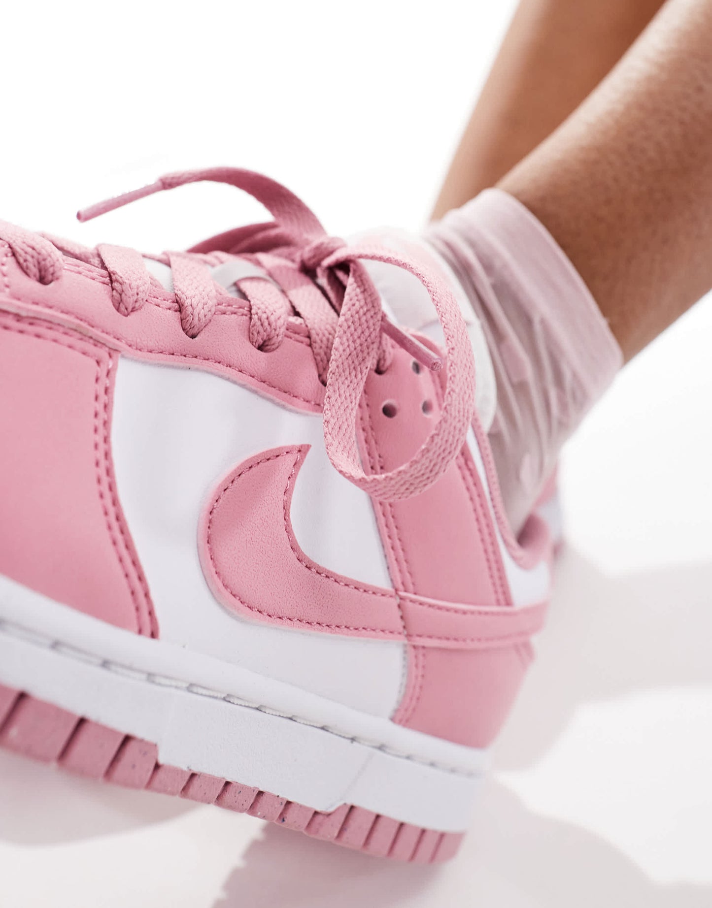 Nike Dunk Low NN trainers in white and pink
