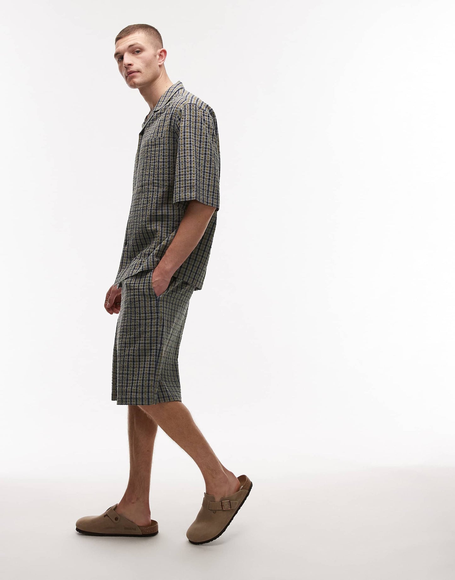 Topman seersucker check short in green