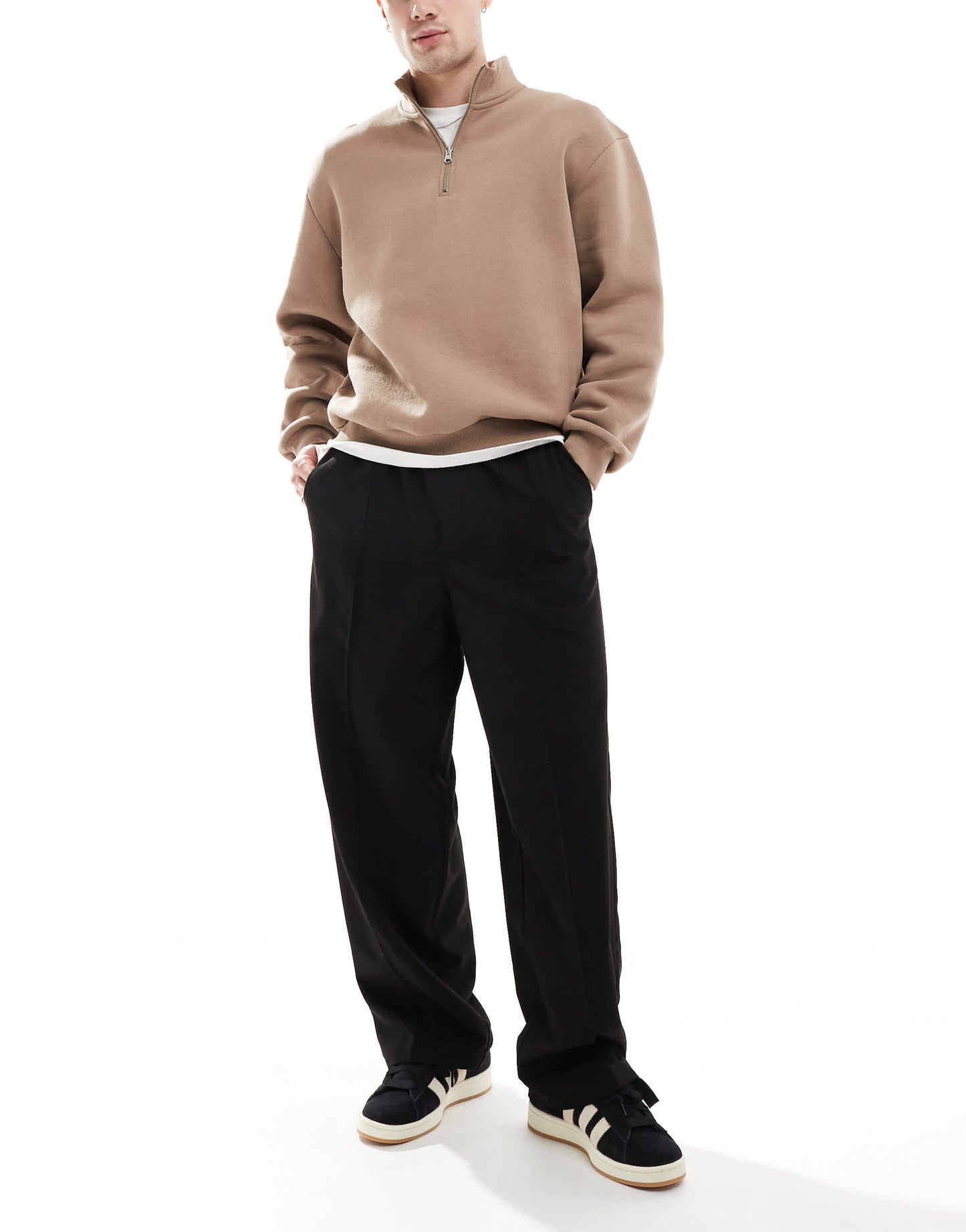Pull&Bear wide leg tailored trouser in black