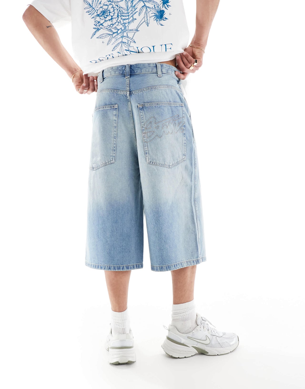 Pull&Bear super baggy denim short in washed blue