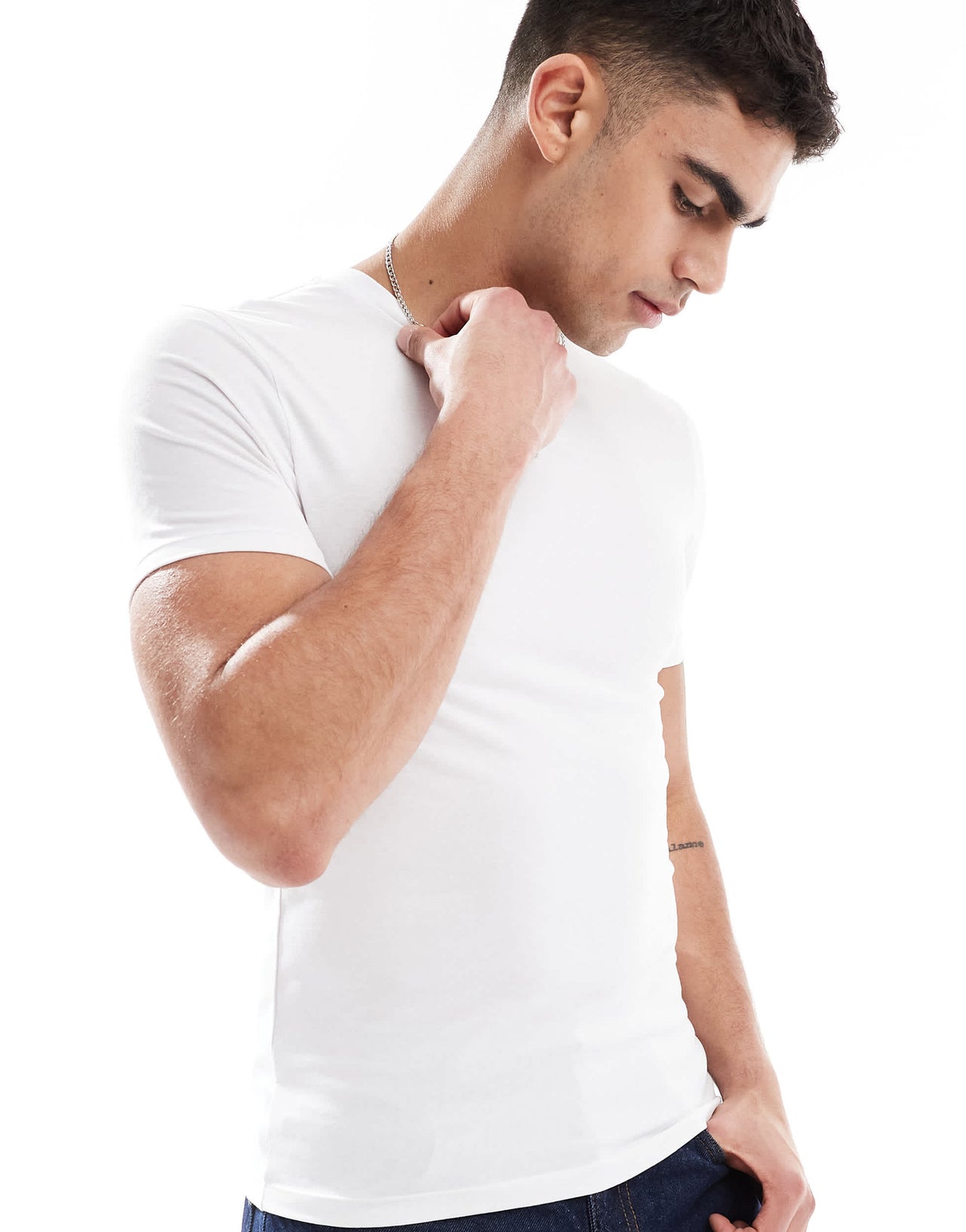 ASOS DESIGN Essentials 2 pack muscle fit t-shirts in white and grey