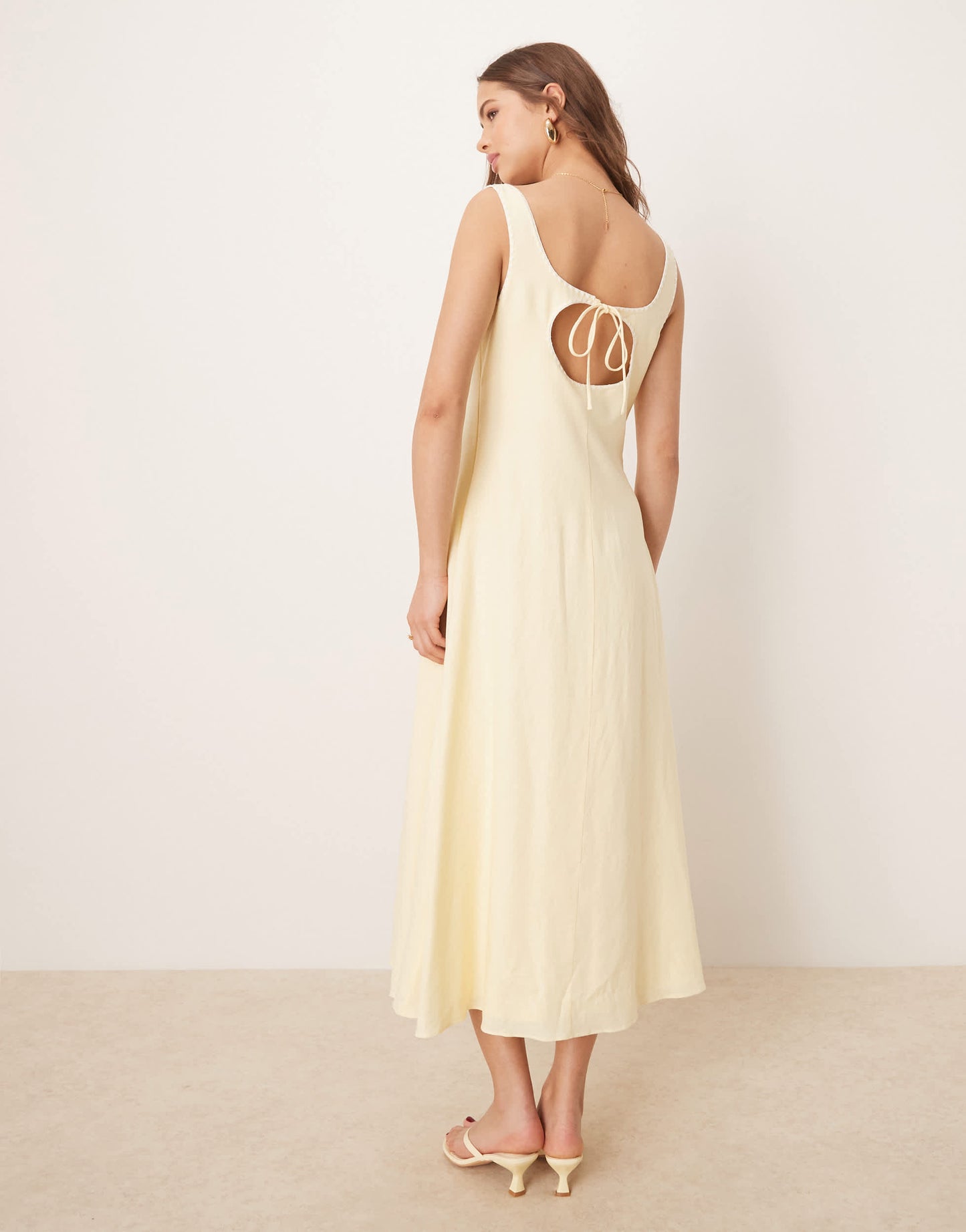 Ever New linen contrast stitch midaxi dress in lemon