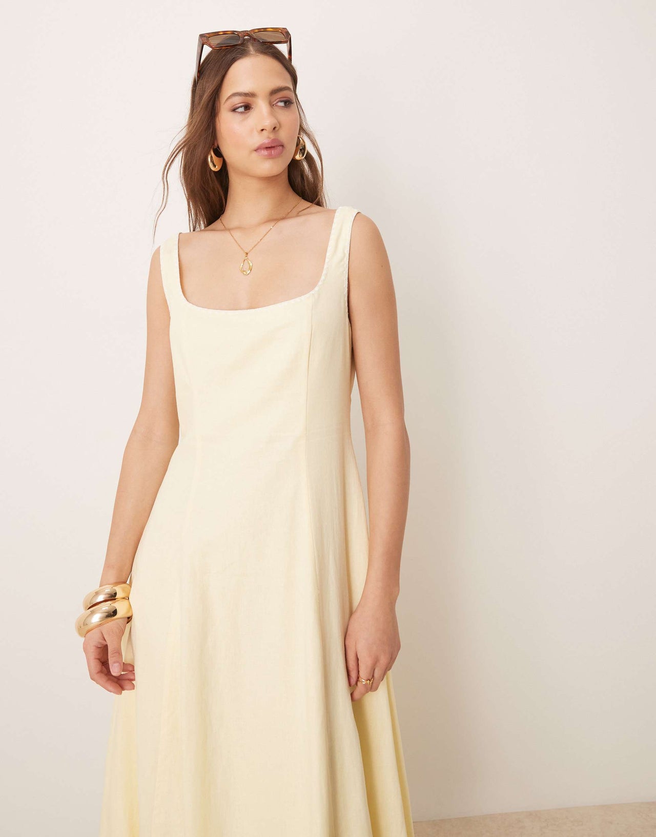 Ever New linen contrast stitch midaxi dress in lemon