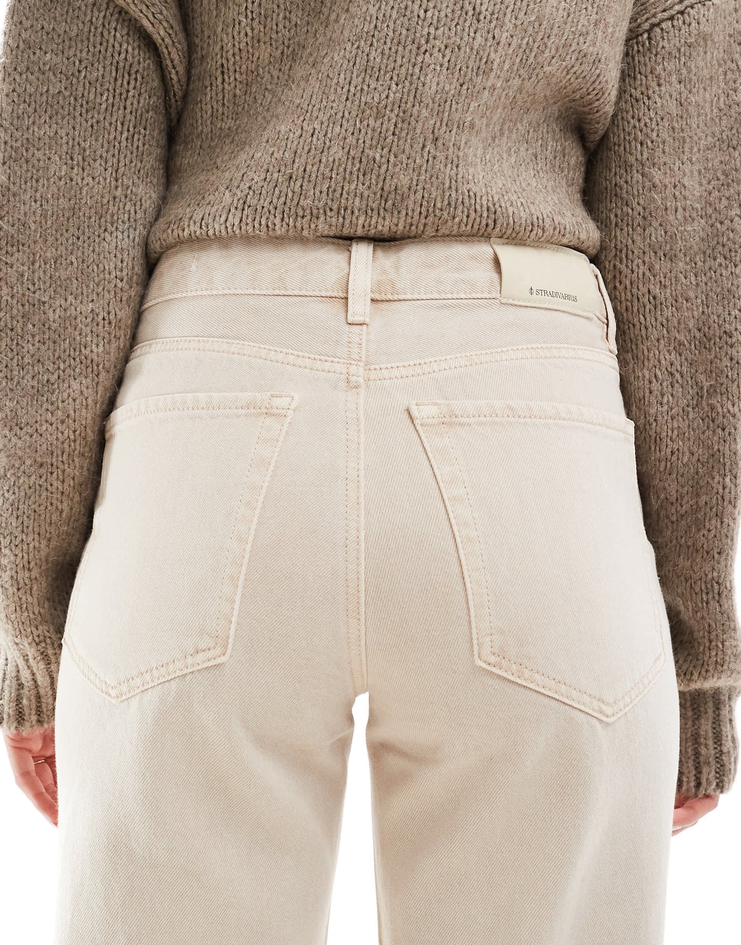 Stradivarius D92 wide leg dad jean in beige