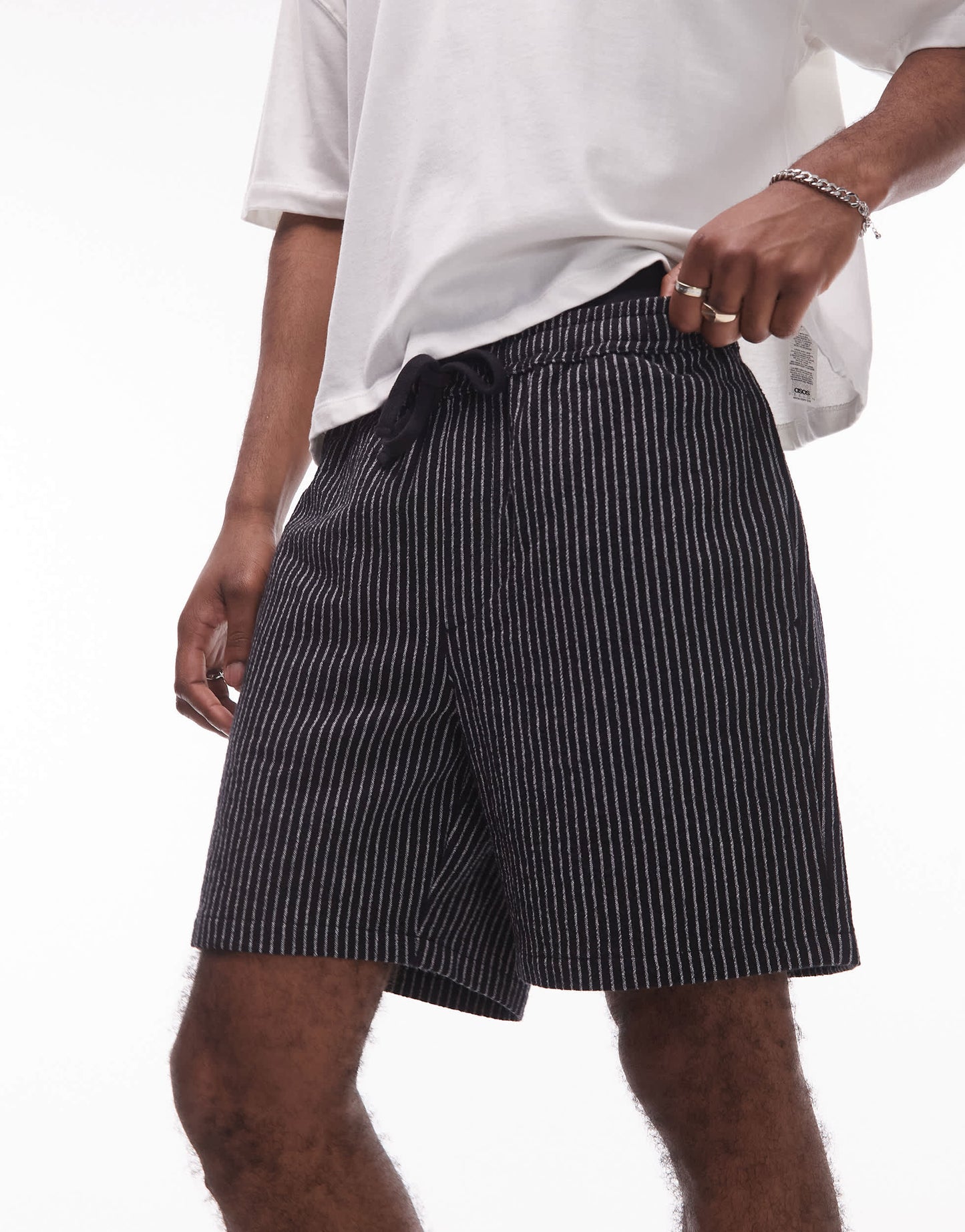 Topman baggy fit texture stripe short in black