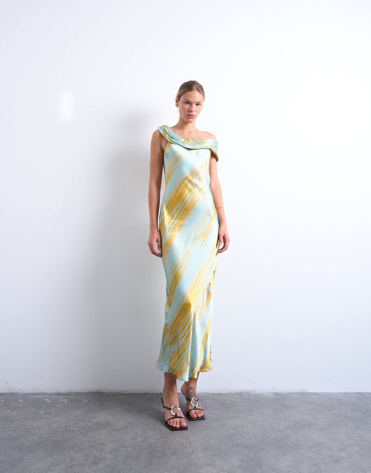Topshop drape shoulder maxi occasion dress in blurred rust print