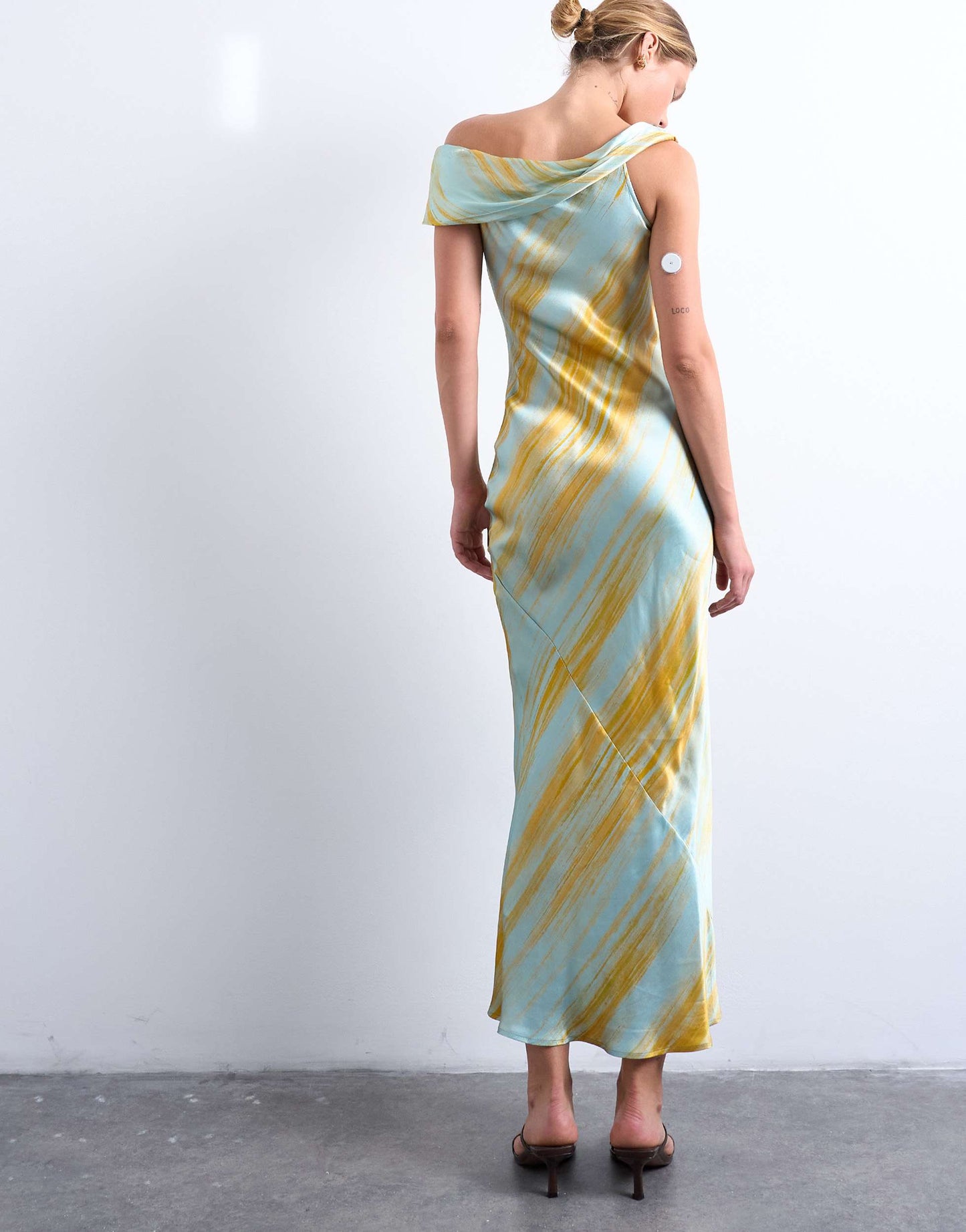 Topshop drape shoulder maxi occasion dress in blurred rust print