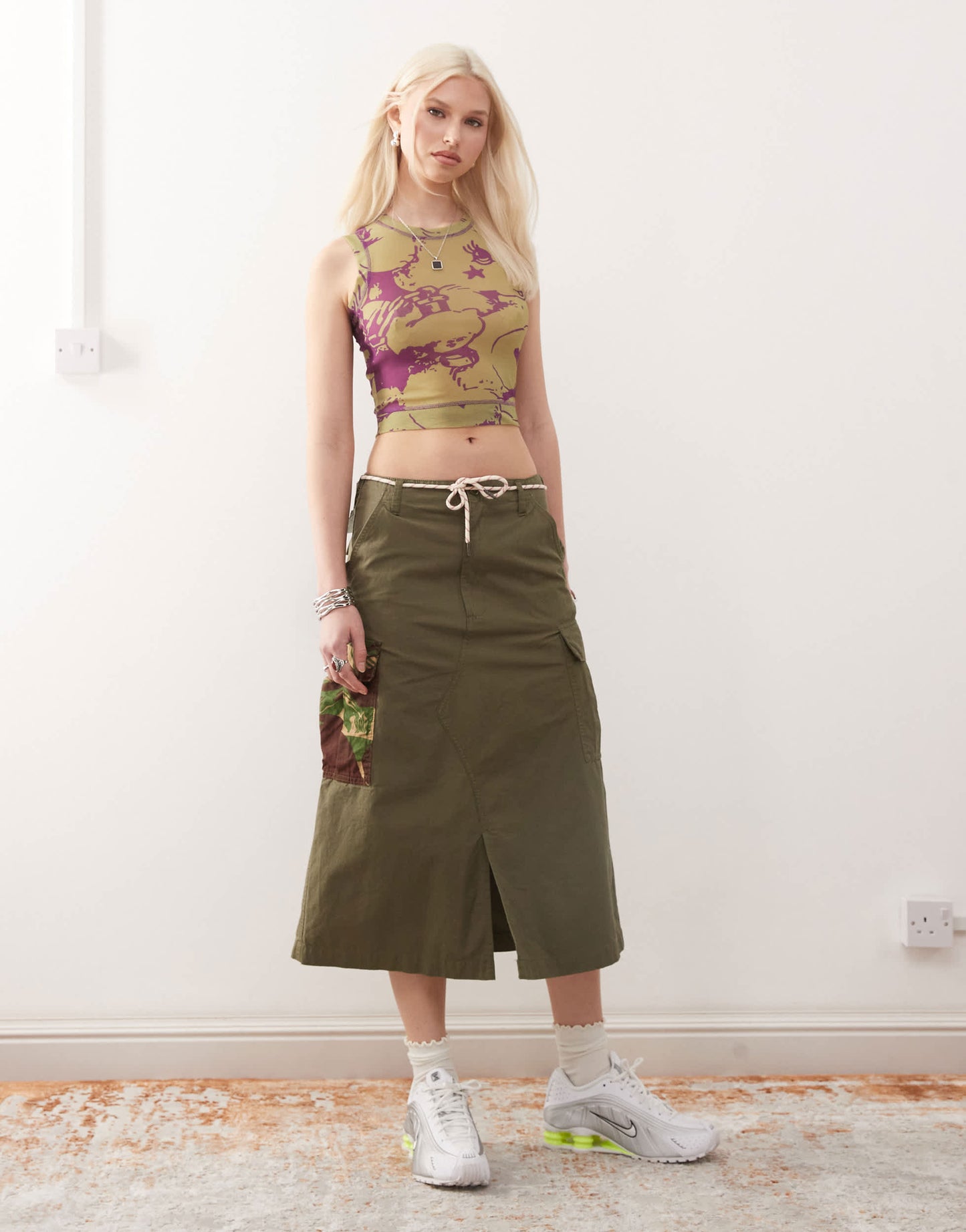 Deus Ex Machina arts & crafts cargo skirt in green