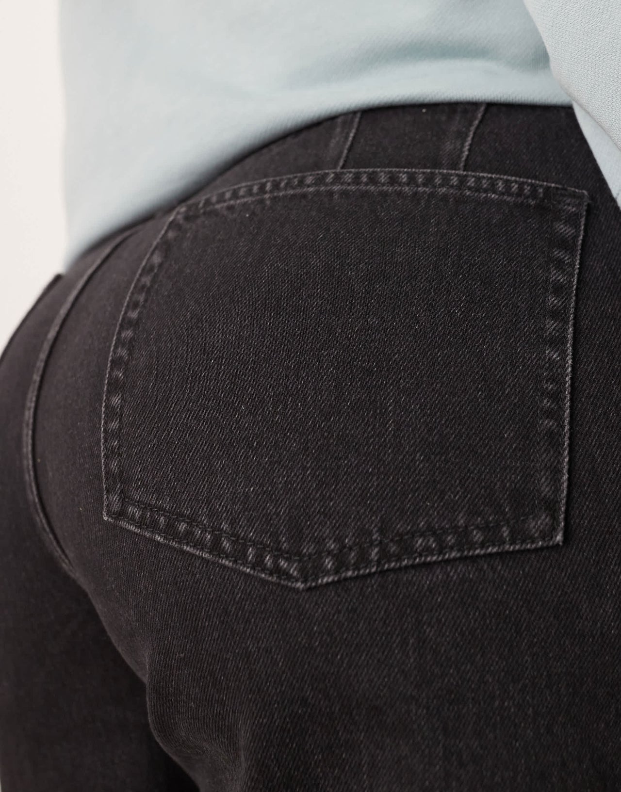 ARRANGE Curve Wilson denim slouchy short in washed black