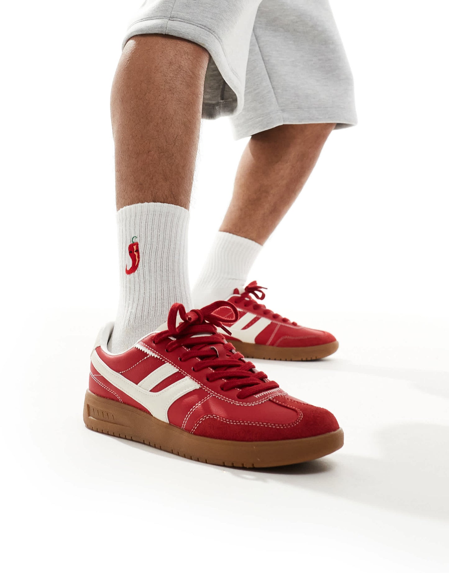 Pull&Bear retro gum sole trainer in red