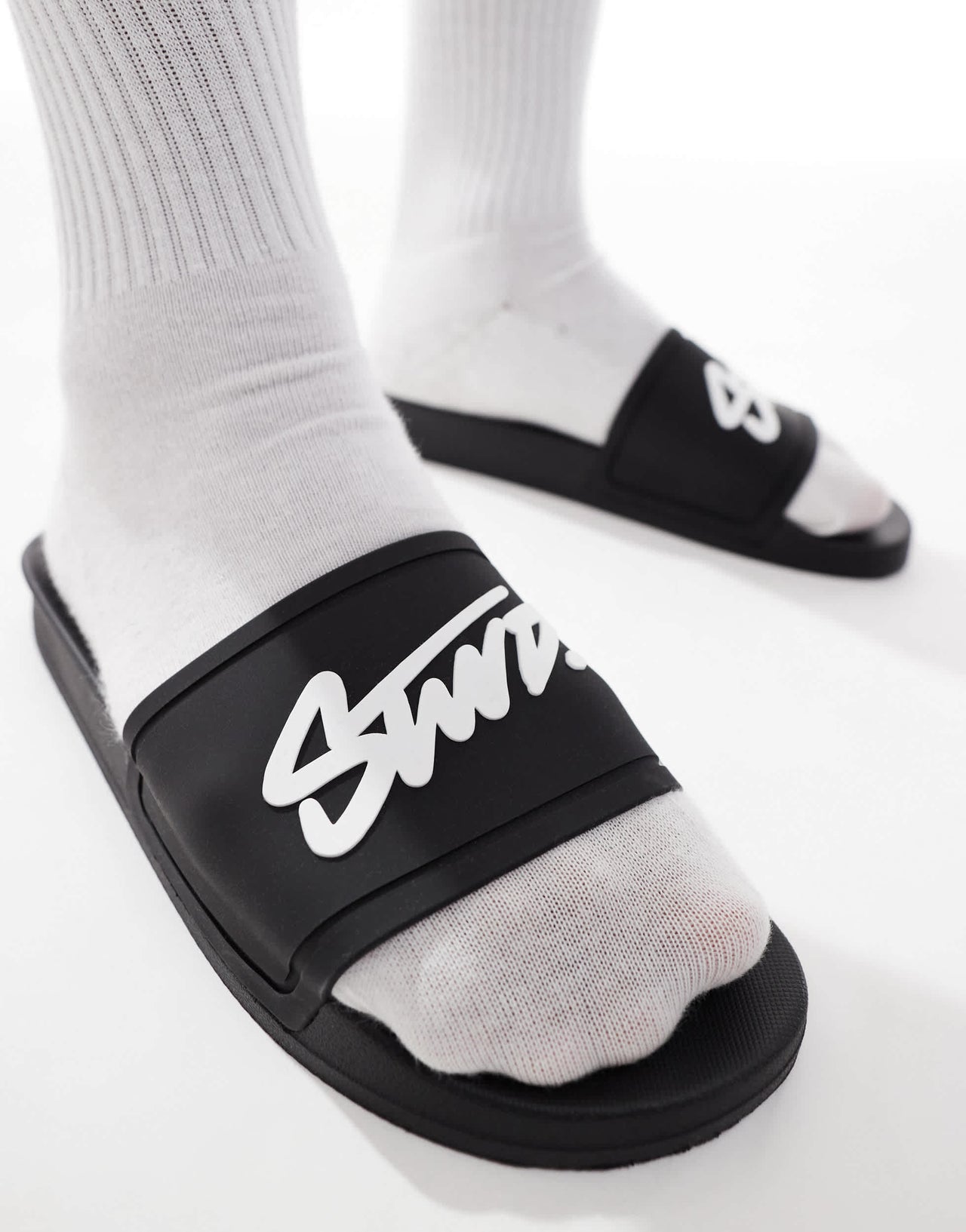Pull&Bear STWD slider in black