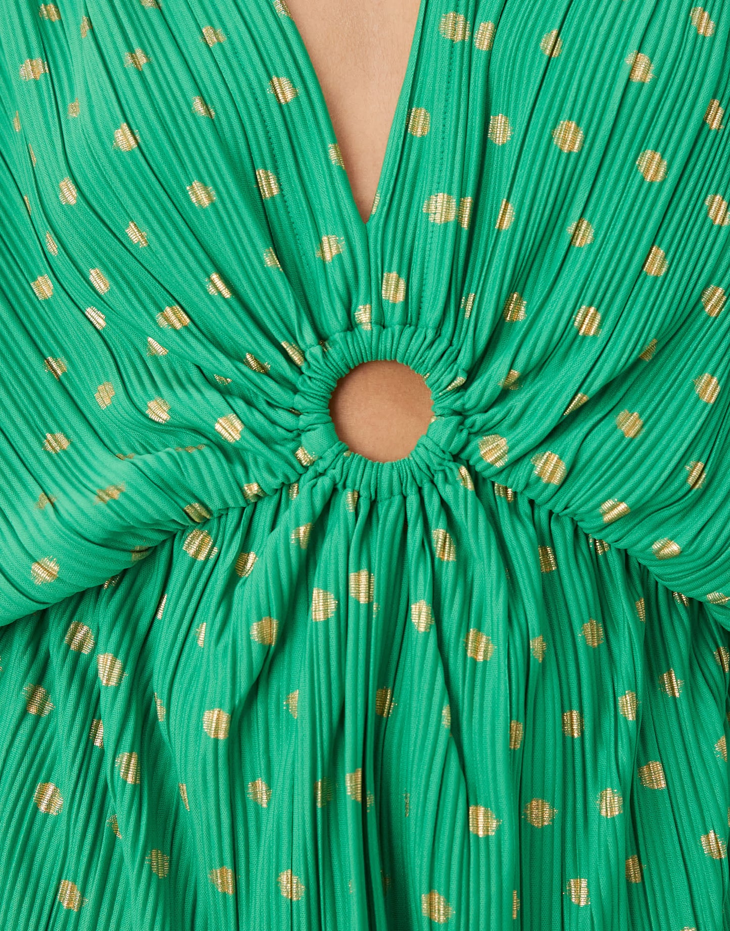 YAS foil spot plisse blouson sleeve maxi dress in green