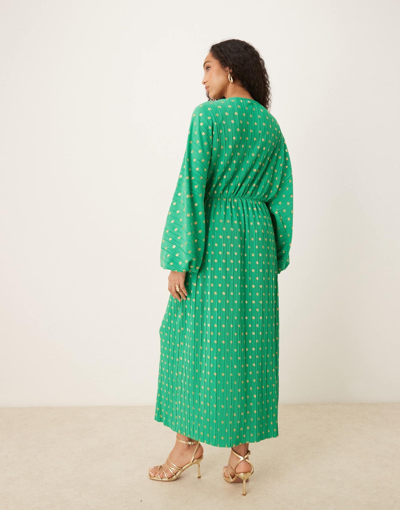 YAS foil spot plisse blouson sleeve maxi dress in green