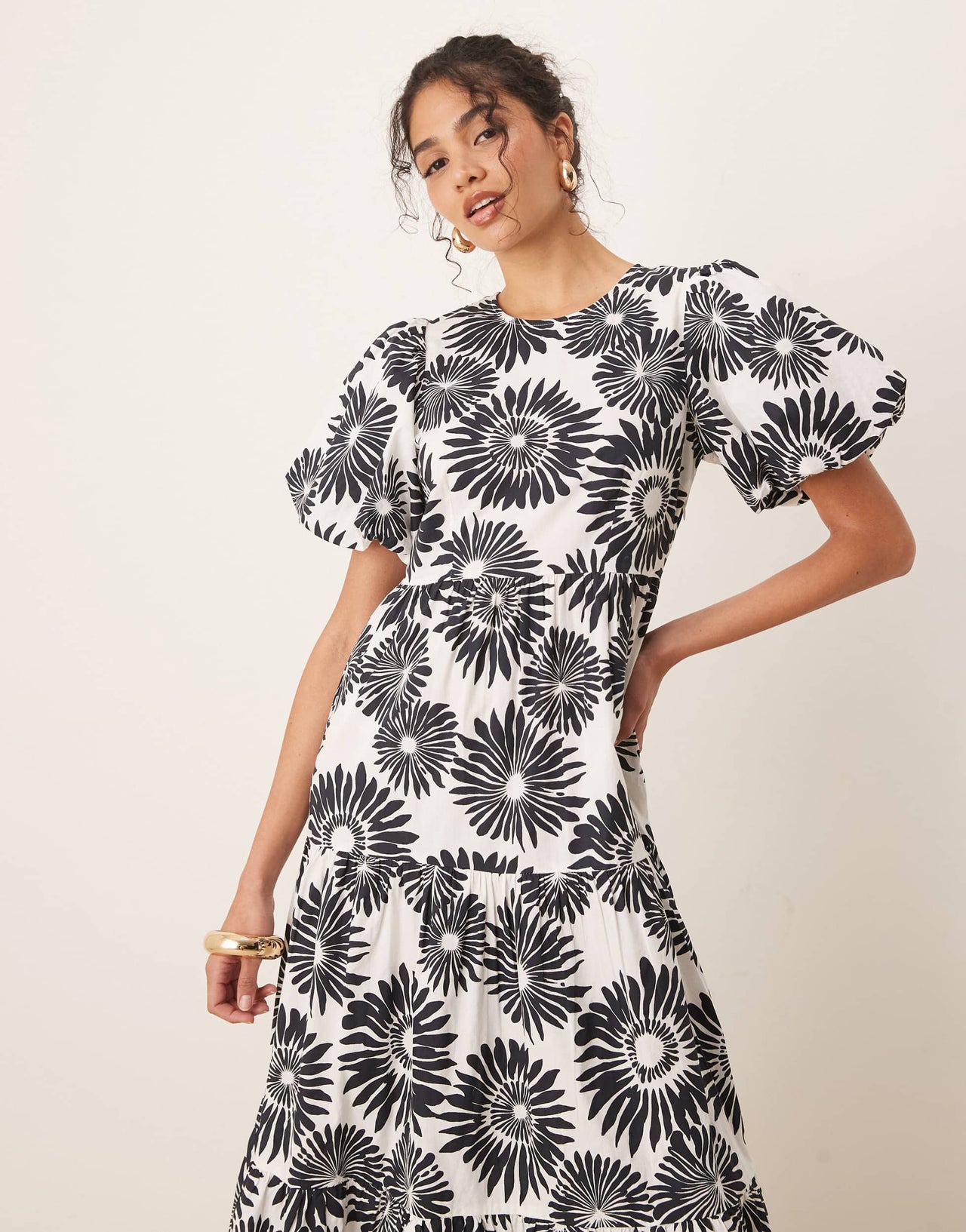 YAS puff sleeve maxi dress in mono floral print