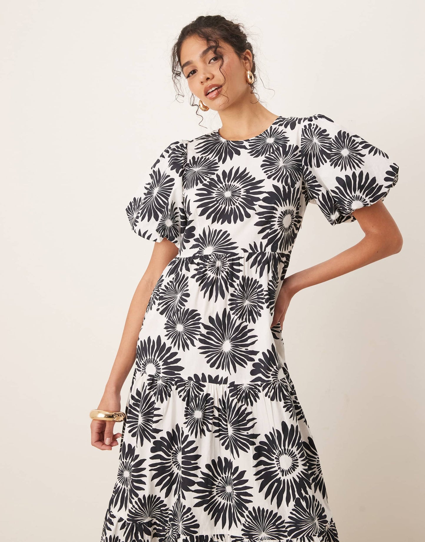 YAS puff sleeve maxi dress in mono floral print