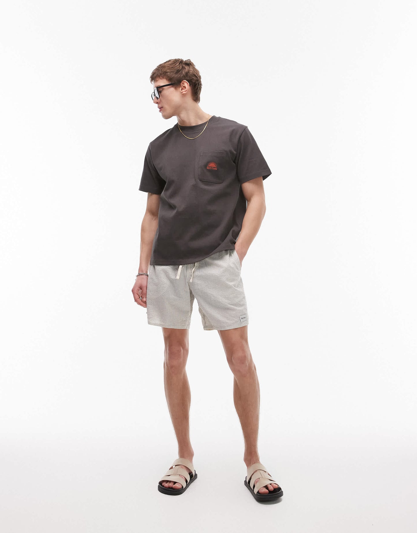 Rhythm heavy vintage pocket emblem short sleeve t shirt in charcoal