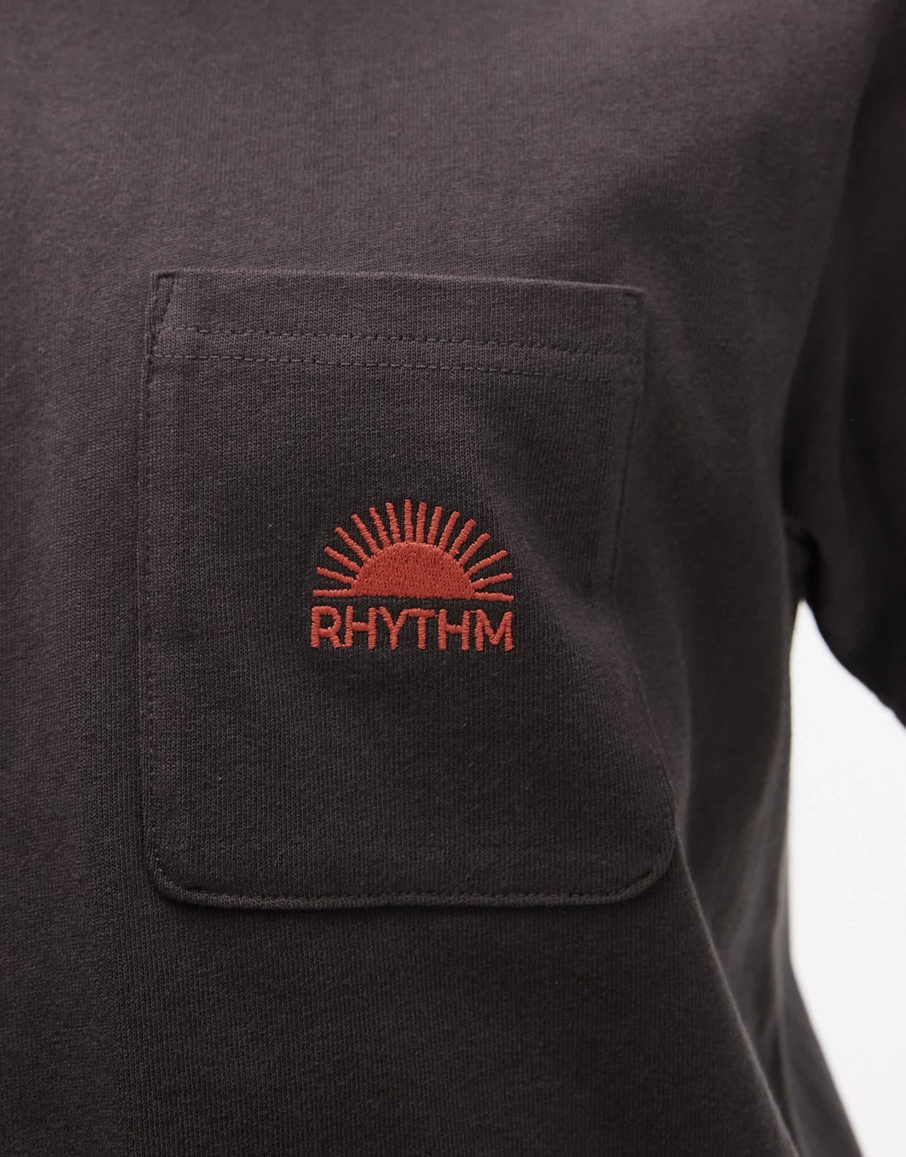 Rhythm heavy vintage pocket emblem short sleeve t shirt in charcoal