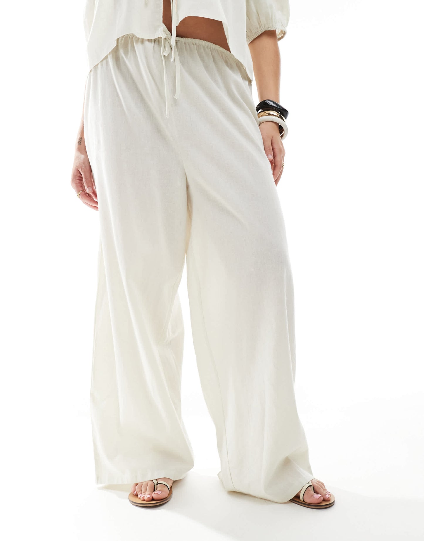 Esmee Curve Exclusive drawstring beach trouser in oat