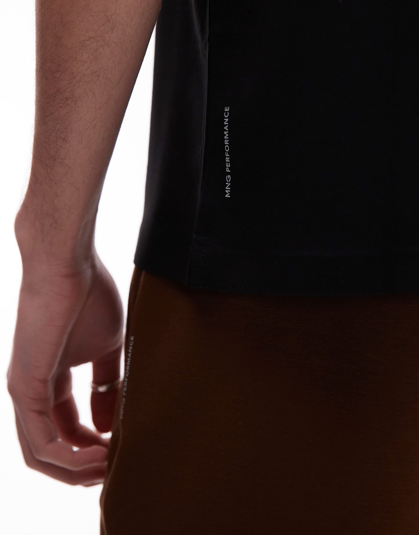 Mango performance breathable t-shirt in black