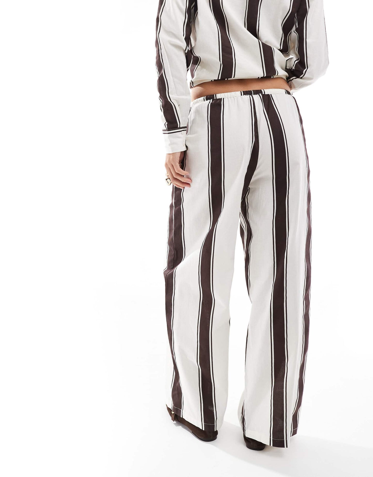 Esmee Exclusive relaxed beach trouser in brown and cream stripe