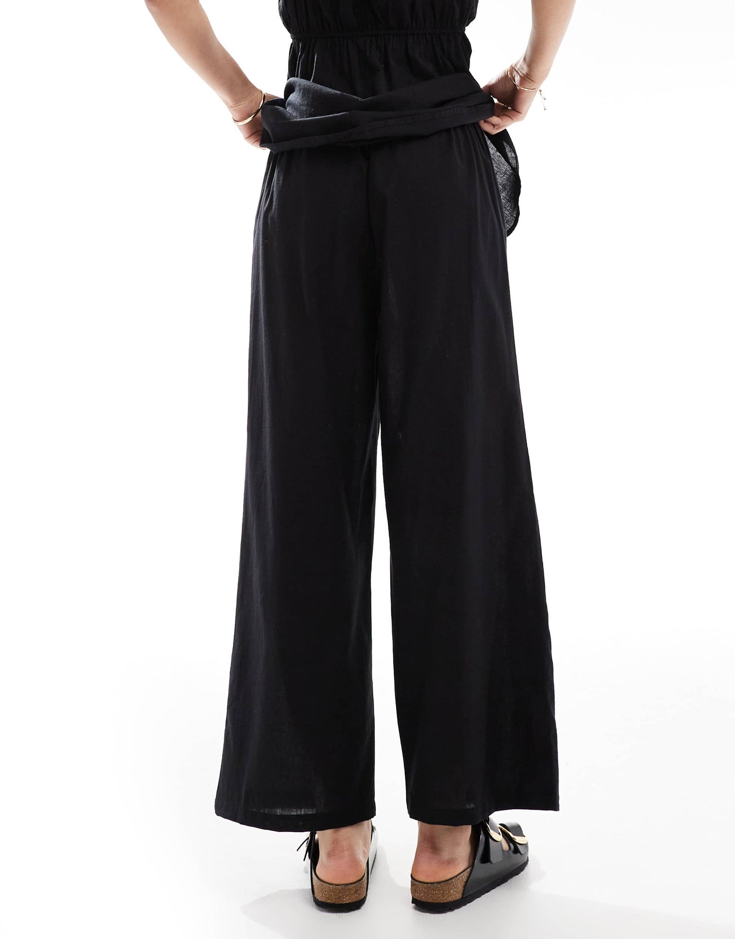 Esmee Exclusive relaxed leg linen look trousers in black