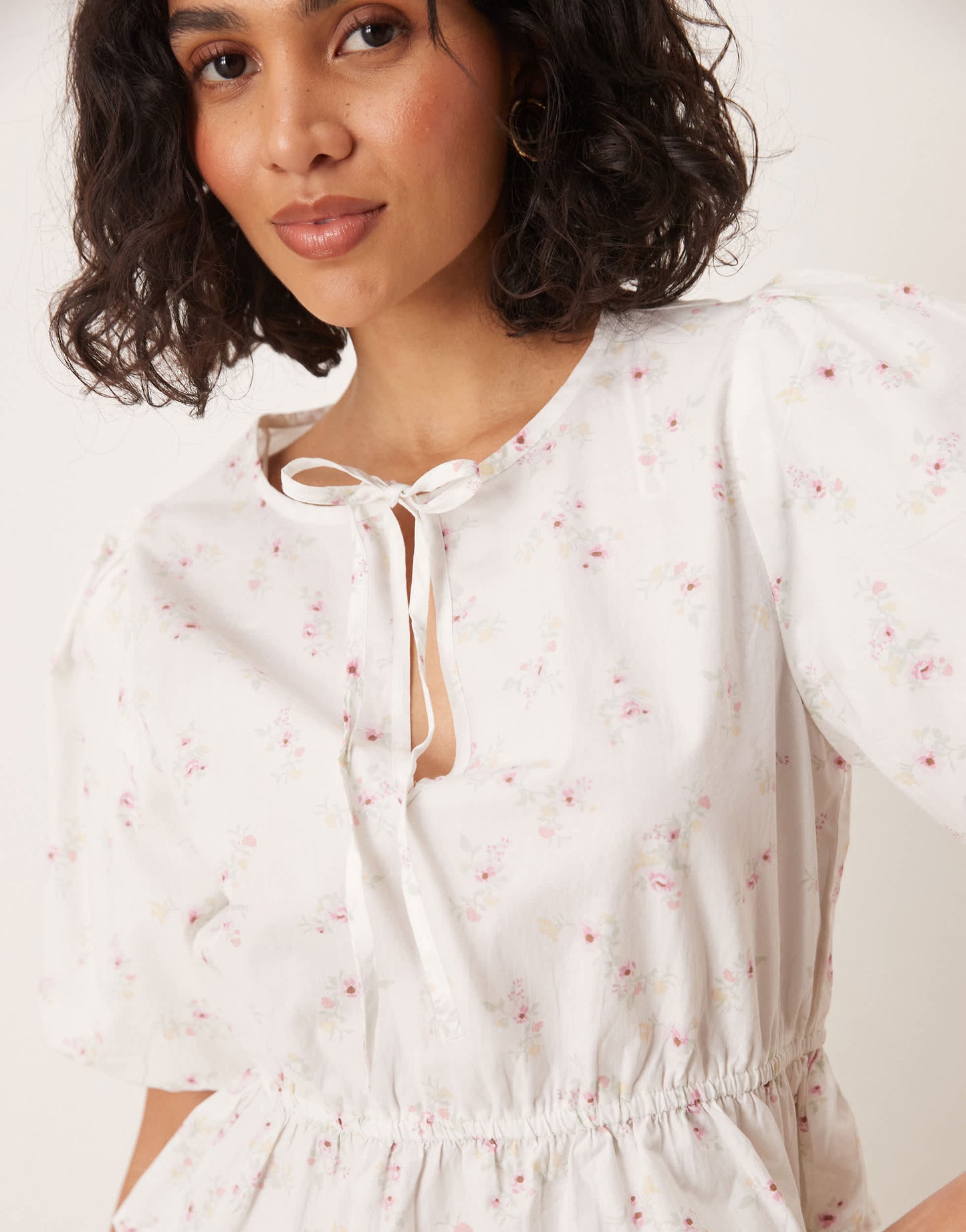 Gina Tricot puff sleeves blouse top with tie front in ditsy floral print