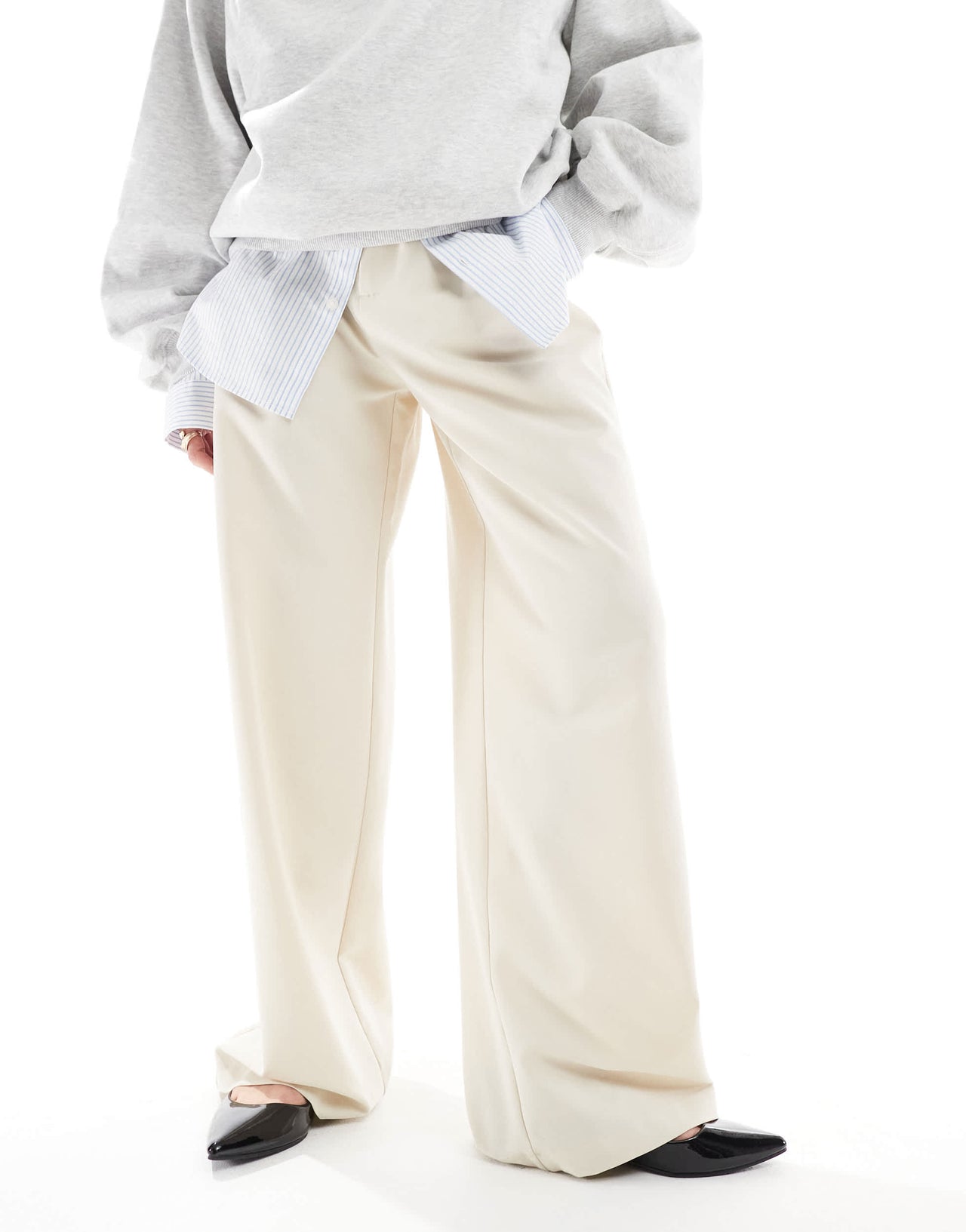 Pull&Bear wide leg tailored trouser in ecru