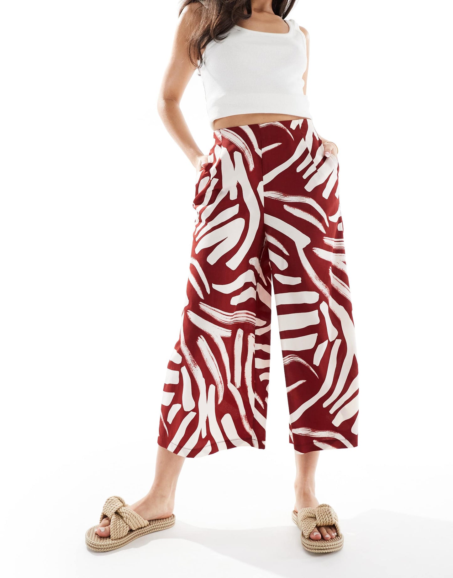 New Look cropped wide leg trousers in brown pattern