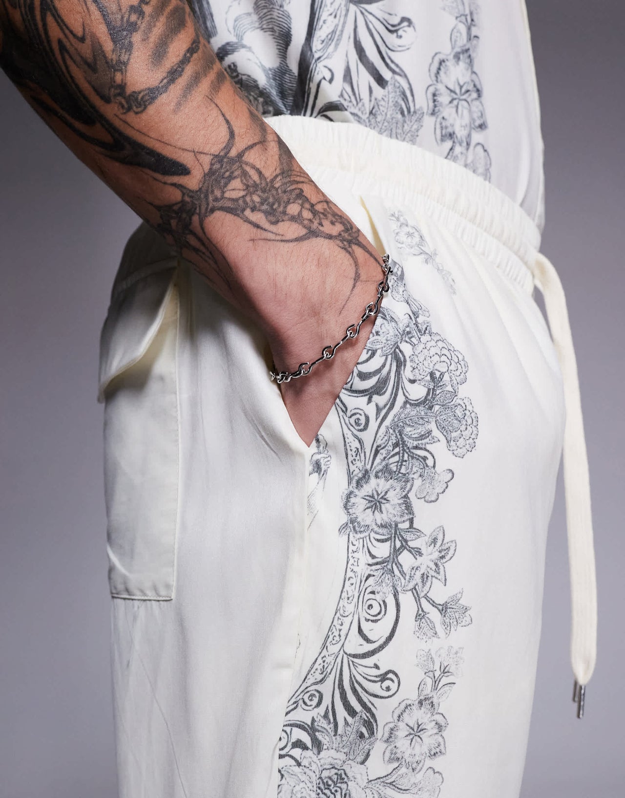 Liquor N Poker royal emblem print motif shorts co-ord in off white