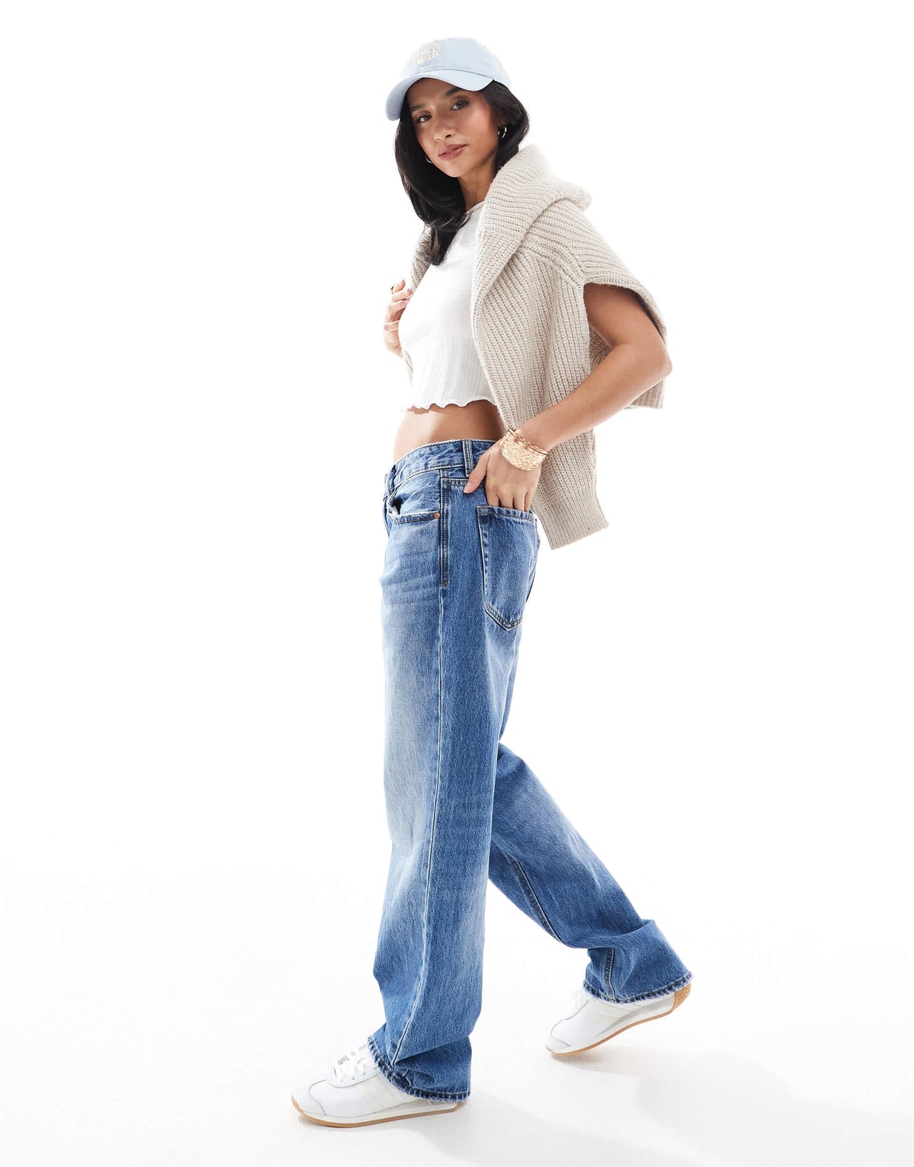 Stradivarius Petite D03 low waisted straight leg jean in mid blue wash