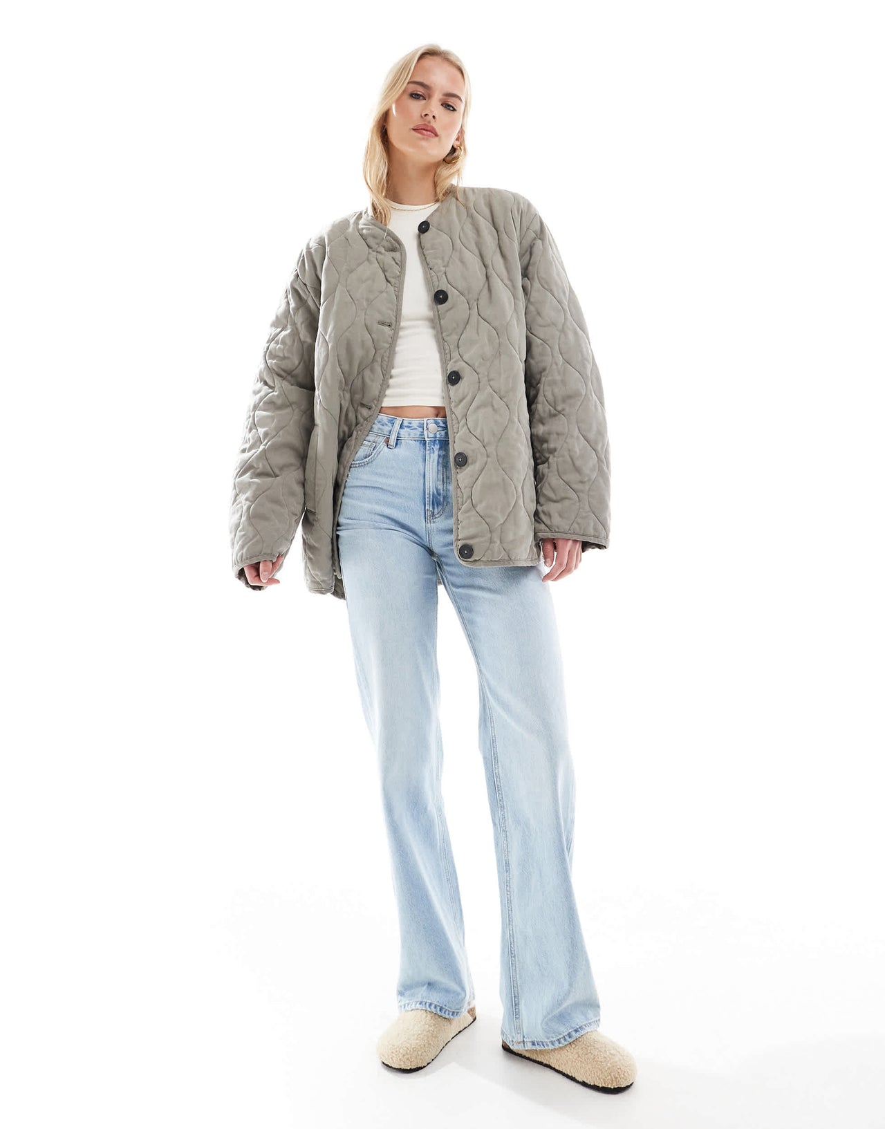 Stradivarius Tall D92 straight leg jeans in light wash