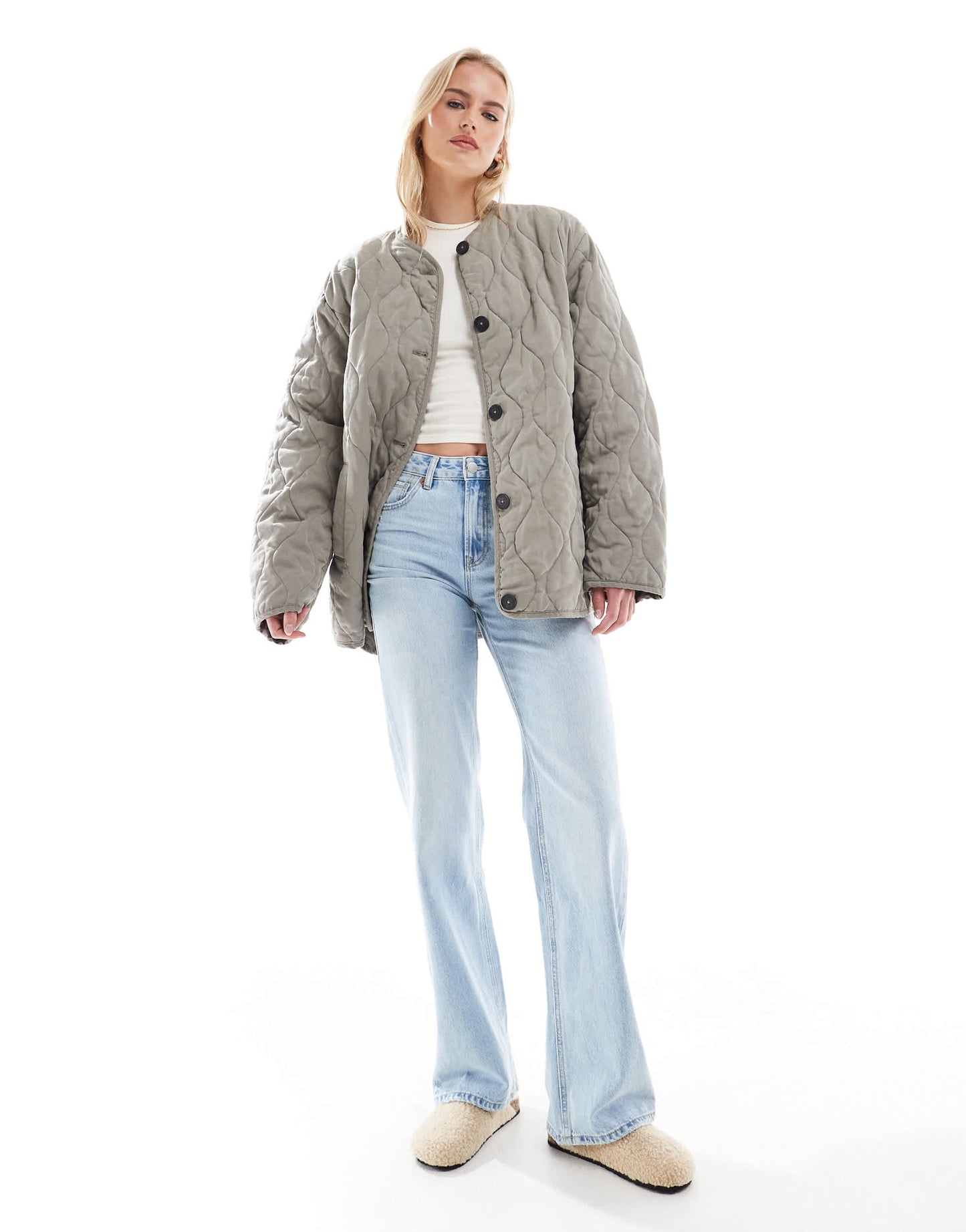Stradivarius Tall D92 straight leg jeans in light wash