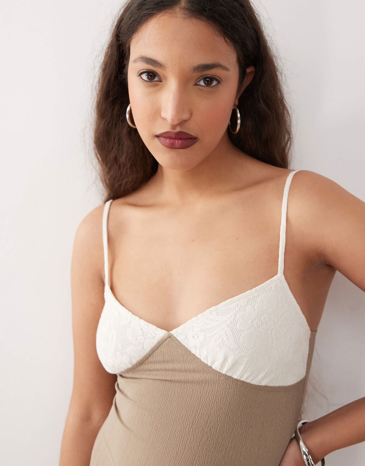 Motel dalsher lace detail cami mini dress in brown and cream