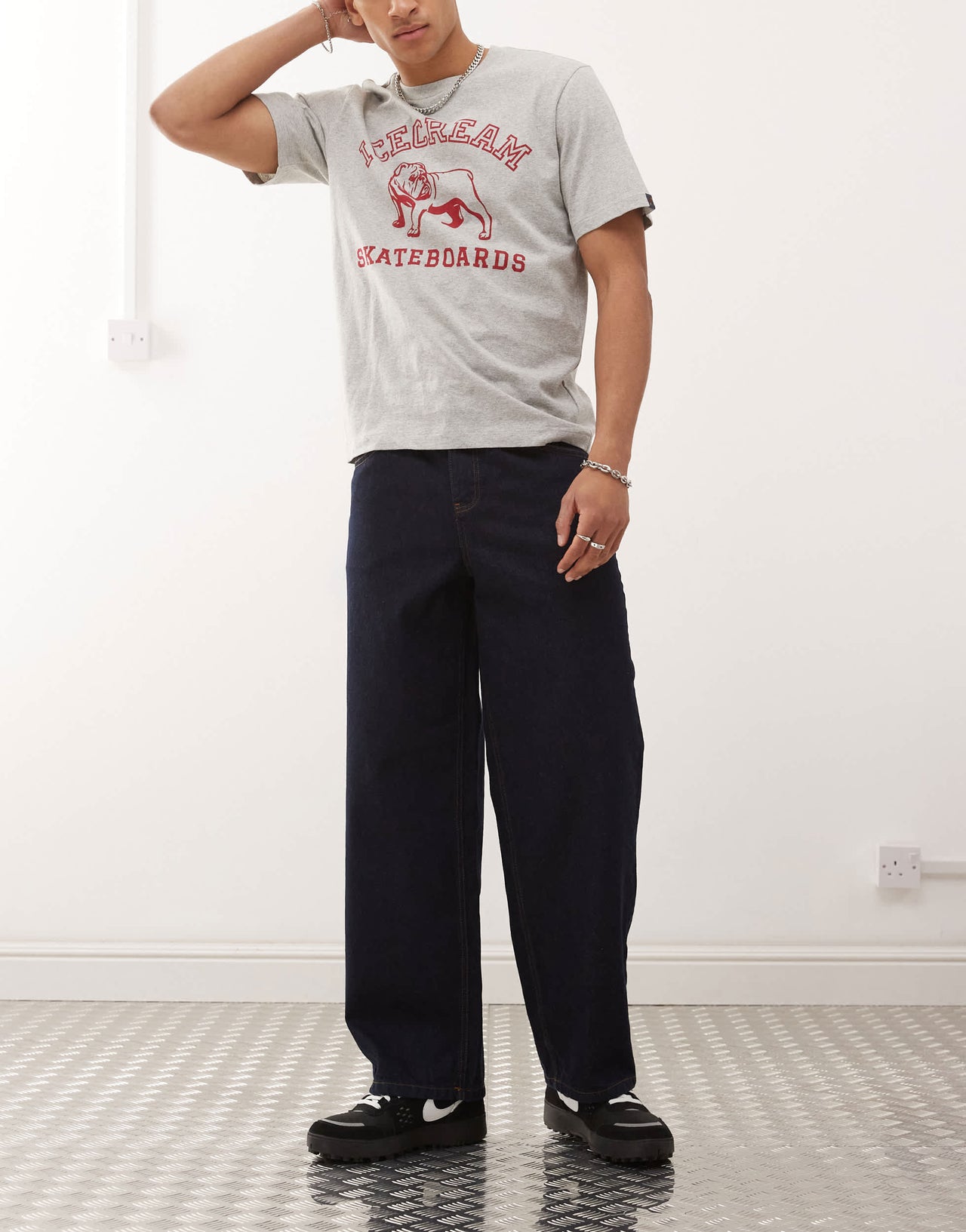 Reclaimed Vintage relaxed jean in indigo wash