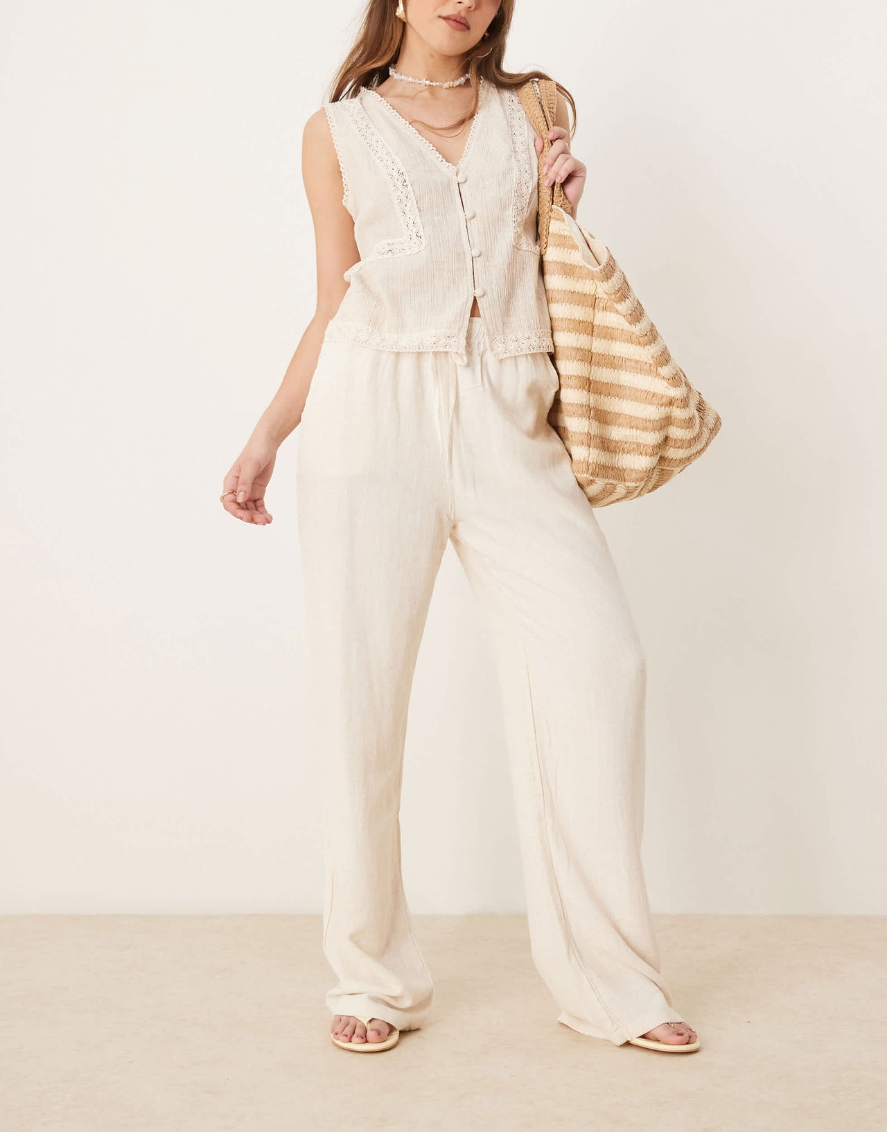 Stradivarius linen look pull on trouser in natural