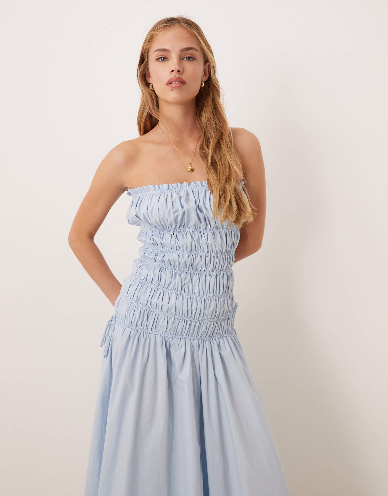 VRG GRL isable shirred bust midaxi dress in blue