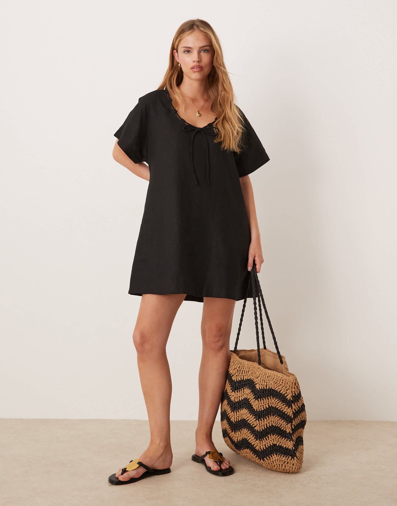 VRG GRL nellie linen mini smock dress in black